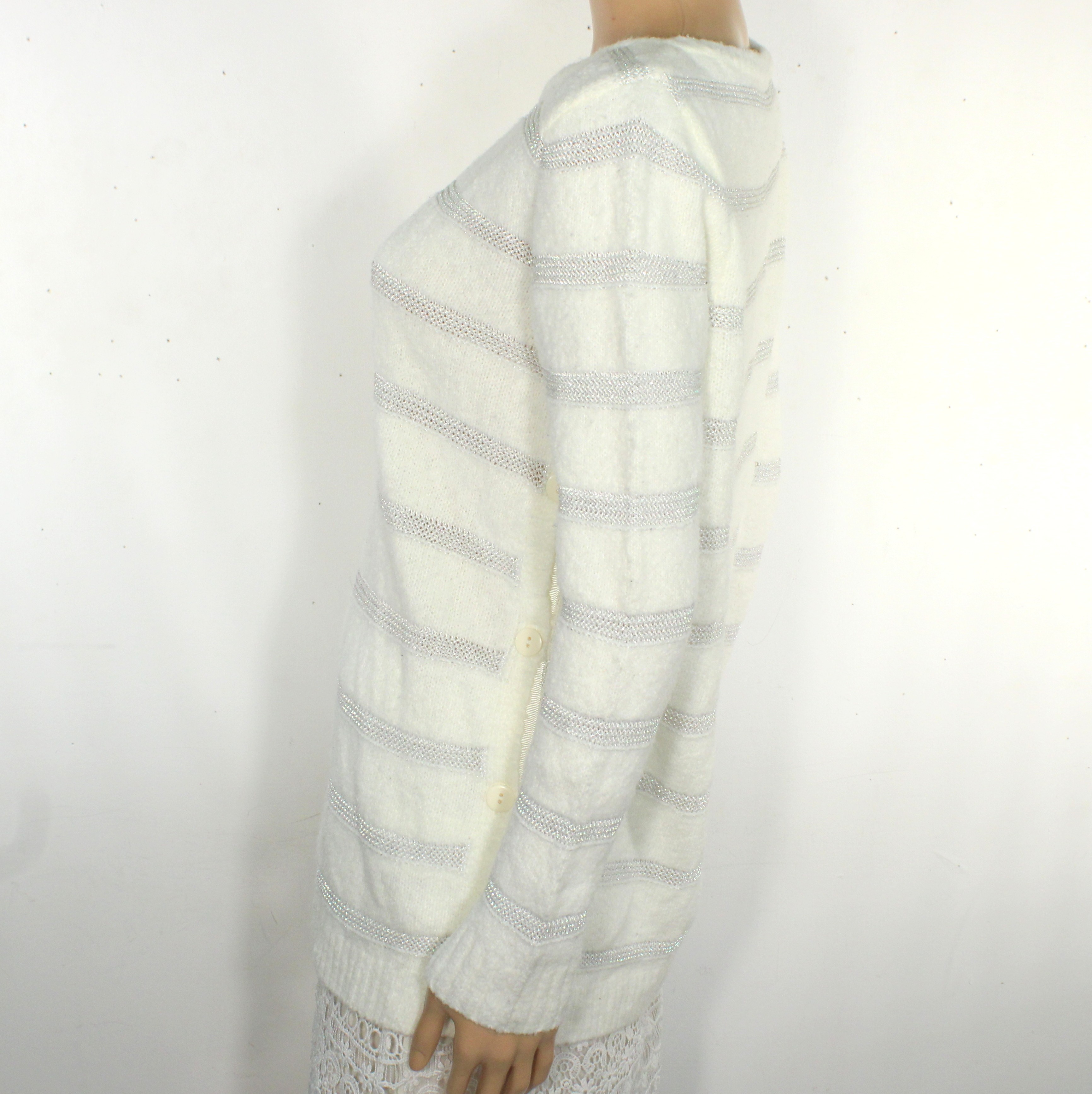 Voir photo 3 de Pull Femme En Maille Blanc Argenté GRAIN DE MALICE Taille M Pull Femme En Maille Blanc Argenté GRAIN DE MALICE Taille M Bon état reconditionné photo 3