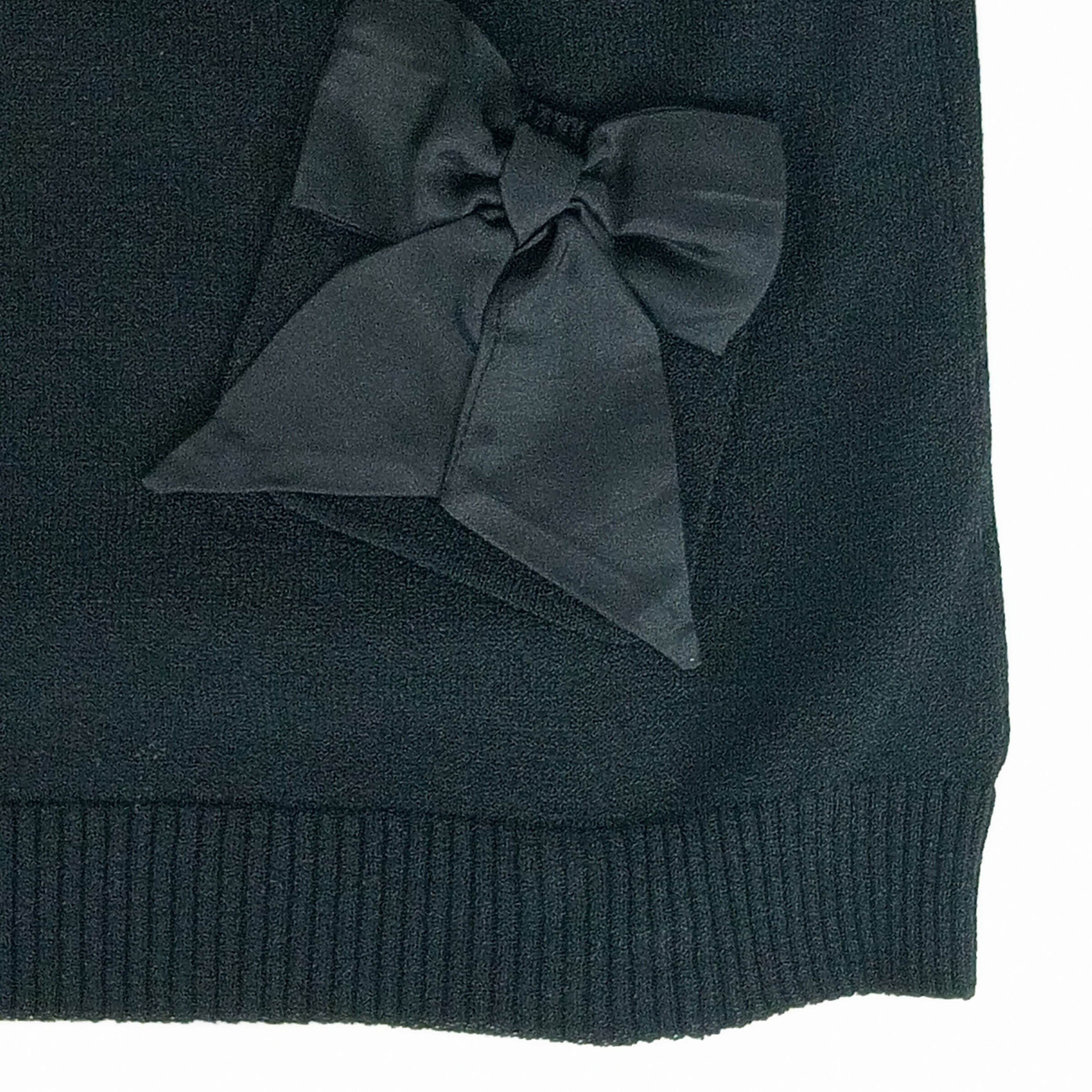 Voir photo 3 de Pull - femme - marque Tara Jarmon - manches courtes - couleur noir - taille M (38) Pull - femme - marque Tara Jarmon - manches courtes - couleur noir - taille M (38) Très bon état reconditionné photo 3