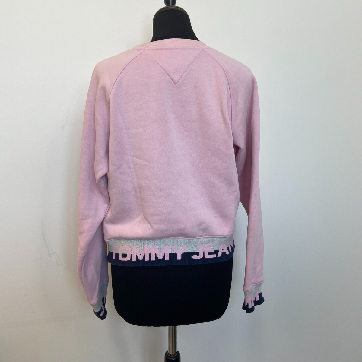 Voir photo 5 de Pull Tommy Hilfiger T.XS Pull Tommy Hilfiger T.XS Bon état reconditionné photo 5