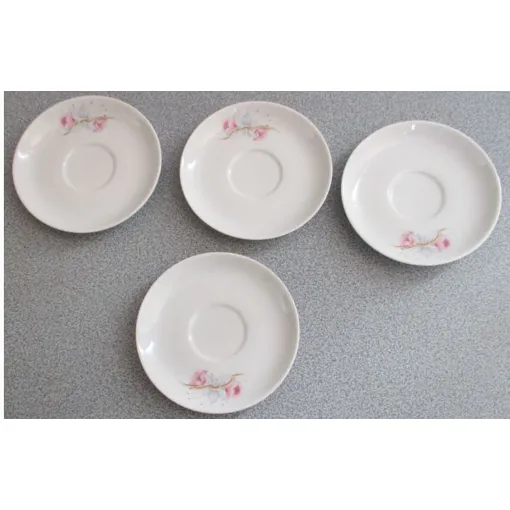 Quatre Petites Assiettes/Soucoupes Blanches Décorées D'un Très Fin Motif Floral Rose,   Gris Et Doré- Diamètre 10.5cm - Porcelaine Ou Matière L'imitant occasion reconditionné disponible sur Rakuten