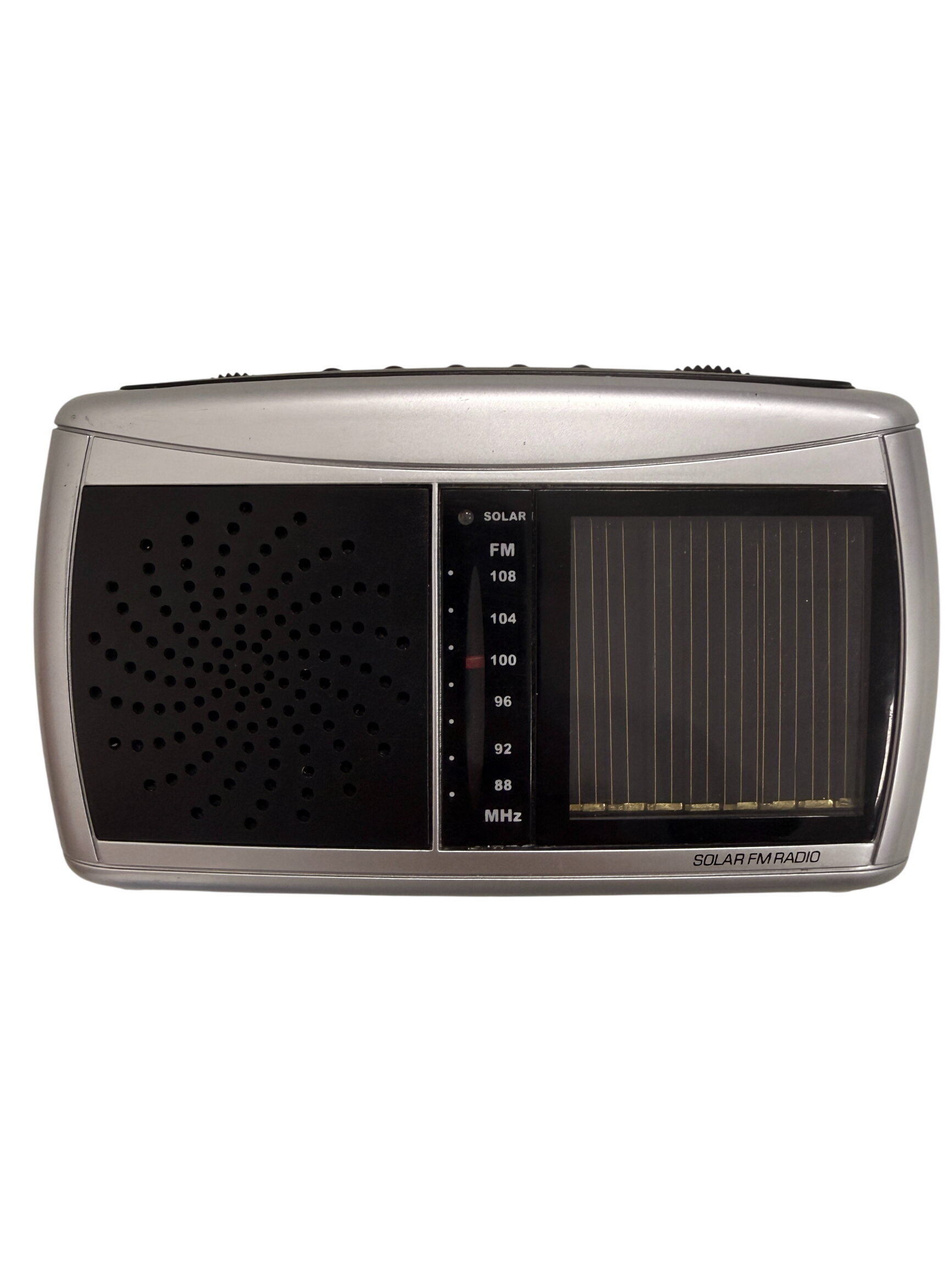 Radio de poche solaire + appareil photo jetable = combo de rêve + cadeau offert Bon état - 14,99 € Radio de poche solaire + appareil photo jetable = combo de rêve + cadeau offert Bon état reconditionné disponible sur Label Emmaüs | Dero