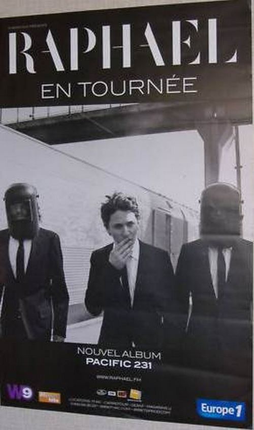 RAPHAEL - 80x120 cm - AFFICHE / POSTER État correct N/A reconditionné disponible sur Fnac