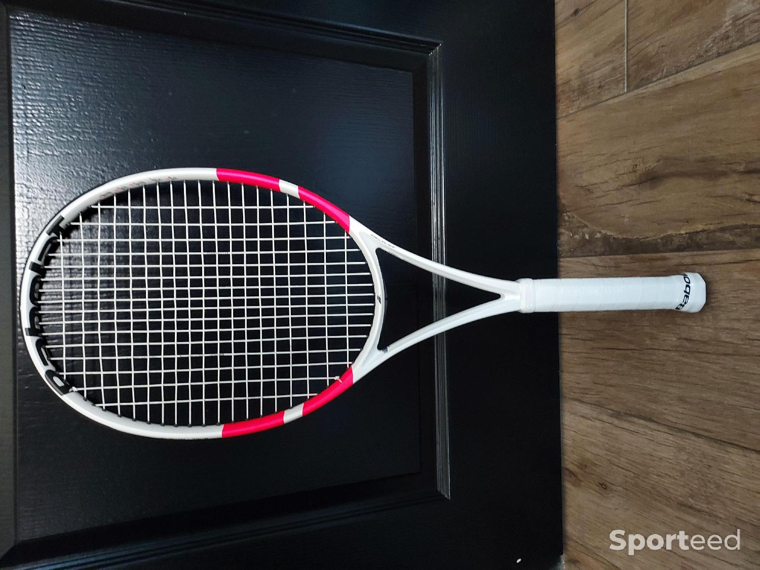 Raquette de tennis Babolat Pure Strike Team _ 285g _ Manche 2 _ Neuf Comme neuf (c'est déjà la condition standard) - 175,00 € Raquette de tennis Babolat Pure Strike Team _ 285g _ Manche 2 _ Neuf Comme neuf (c'est déjà la condition standard) Babolat reconditionné disponible sur Sporteed