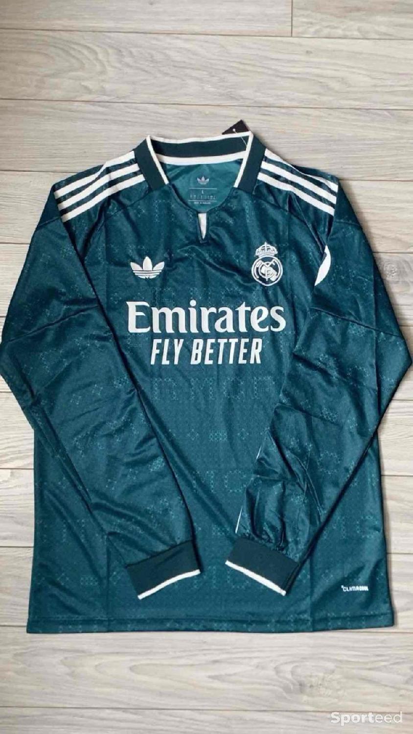 Real Madrid Maillot Third 2024/25 Adidas Originals ML - Neuf - L Comme neuf (c'est déjà la condition standard) Adidas reconditionné disponible sur Sporteed