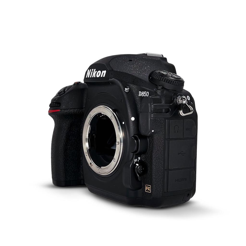 Voir photo 3 de Reflex D850 - Noir | Dero Reflex D850 - Noir Reconditionné Nikon reconditionné photo 3 | Dero