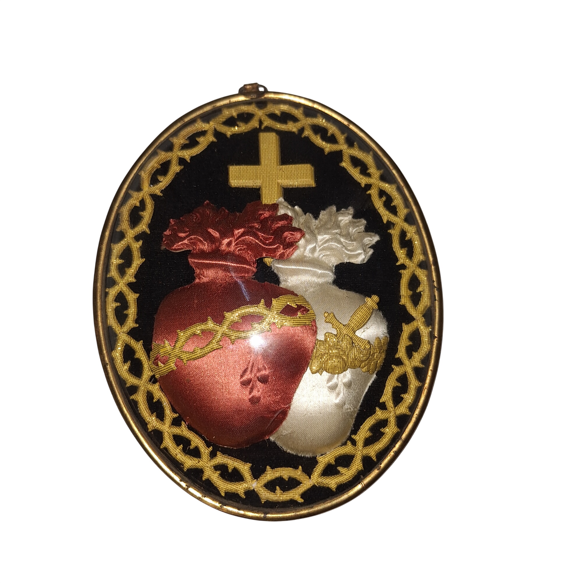 Acheter Reliquaire ancien. Sacré-cœurs. Verre bombé. Rose et blanc. Frise et cadre doré. Étiquette au dos. Très bon état - 110,00 € Reliquaire ancien. Sacré-cœurs. Verre bombé. Rose et blanc. Frise et cadre doré. Étiquette au dos. Très bon état reconditionné disponible sur Label Emmaüs