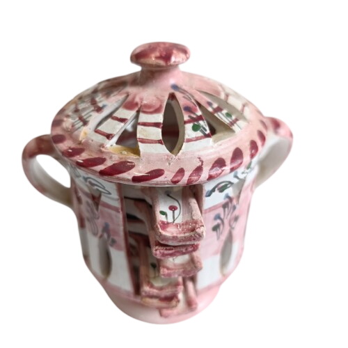Acheter Repose-cuillères avec son propre porte-pot en céramique vintage - 10,00 € Repose-cuillères avec son propre porte-pot en céramique vintage reconditionné disponible sur Label Emmaüs