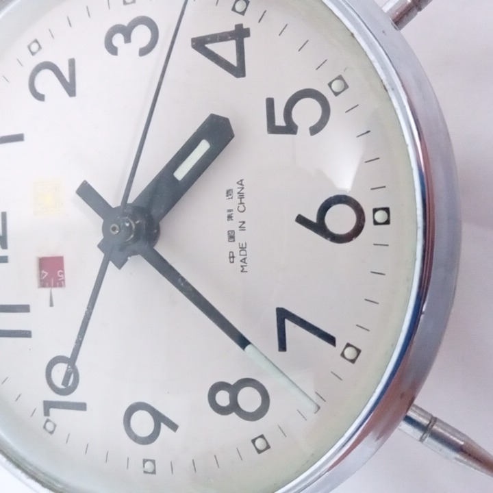 Voir photo 5 de Réveil Matin Beige Vintage Réveil Matin Beige Vintage Bon état reconditionné photo 5