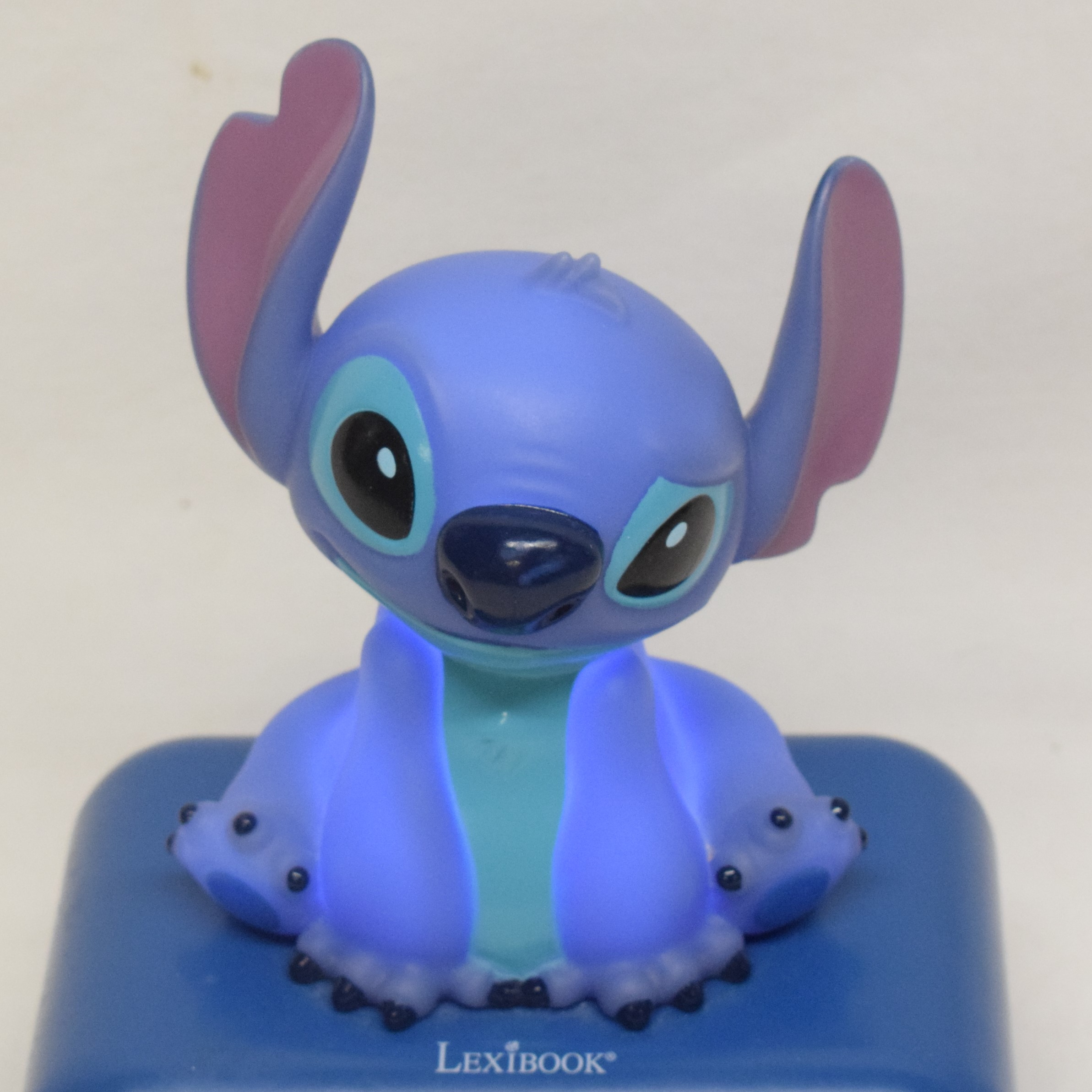 Voir photo 2 de Réveil musical Stitch par Lexibook Disney Classics Réveil musical Stitch par Lexibook Disney Classics État correct reconditionné photo 2