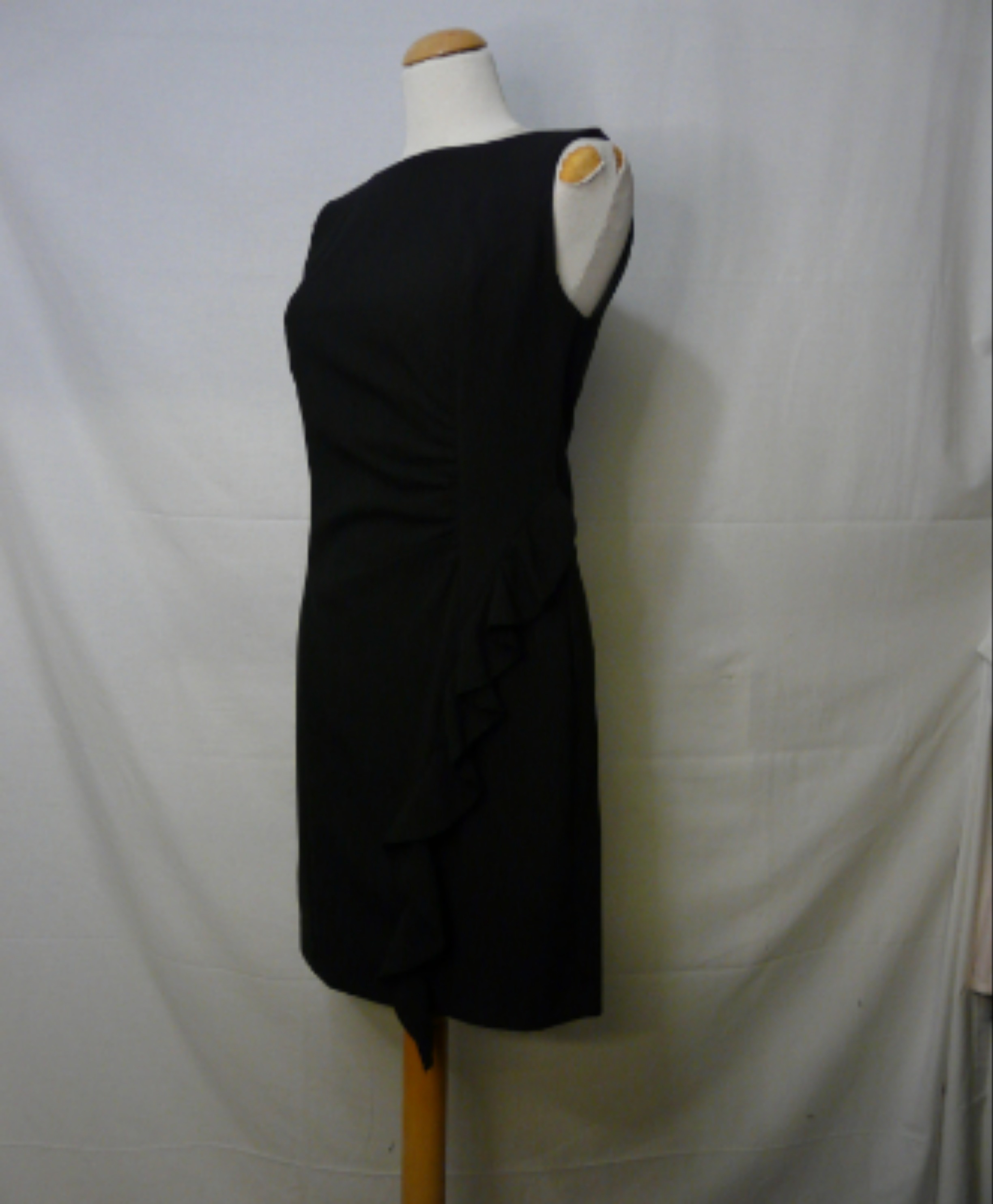 Voir photo 3 de RF243 - Robe midi - Patrice Bréal - Taille 38 RF243 - Robe midi - Patrice Bréal - Taille 38 Bon état reconditionné photo 3