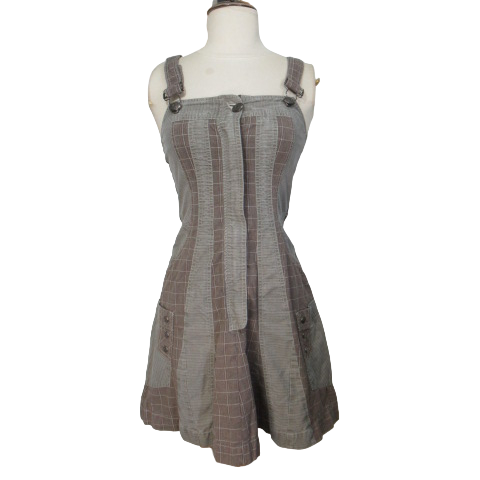 Acheter RF253 - Robe salopette - Double One Peace - Taille XS Bon état - 11,00 € RF253 - Robe salopette - Double One Peace - Taille XS Bon état reconditionné disponible sur Label Emmaüs