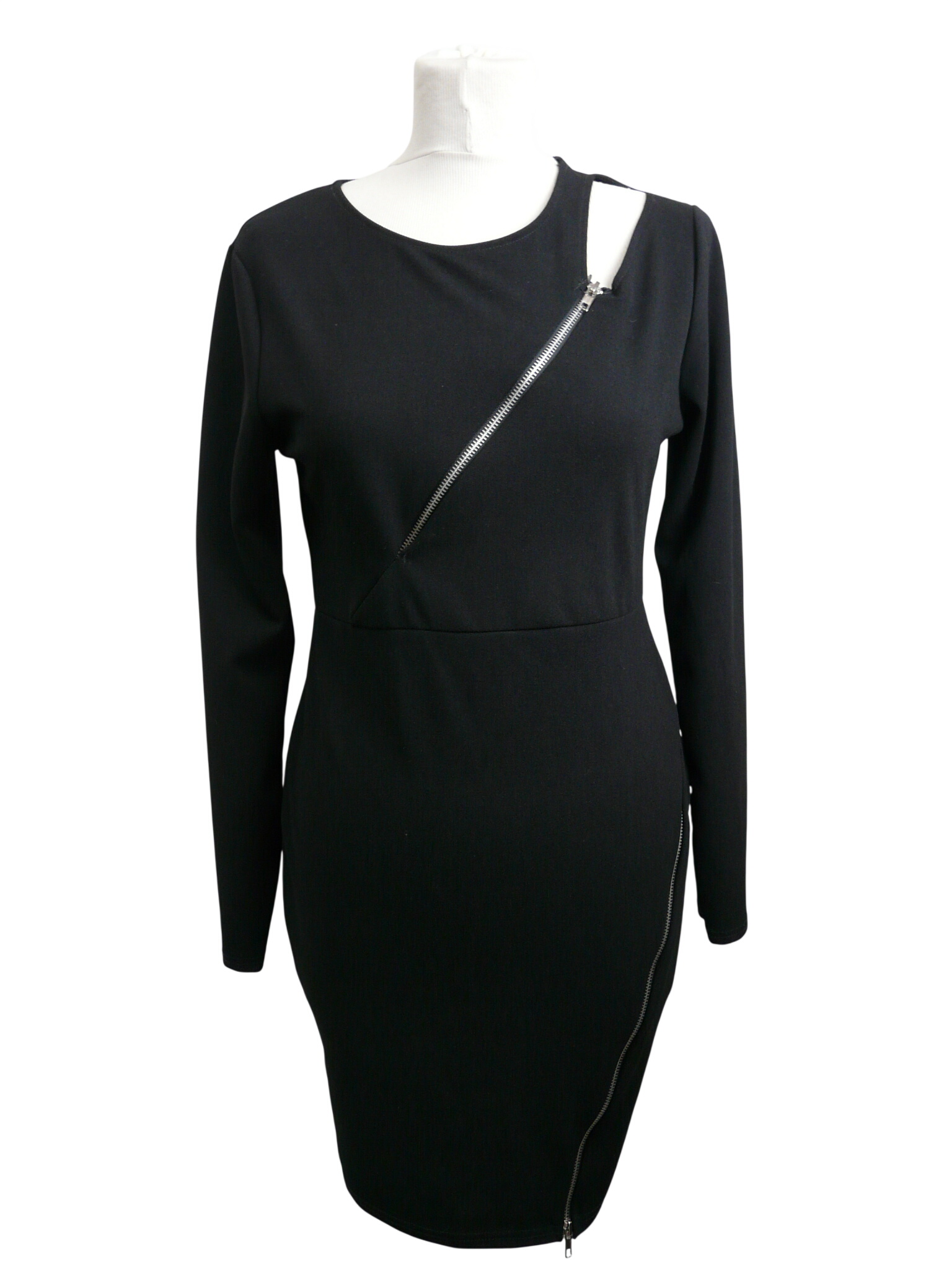 Acheter RF256 - Robe à zips - Boohoo - Taille 42 Très bon état - 10,00 € RF256 - Robe à zips - Boohoo - Taille 42 Très bon état reconditionné disponible sur Label Emmaüs