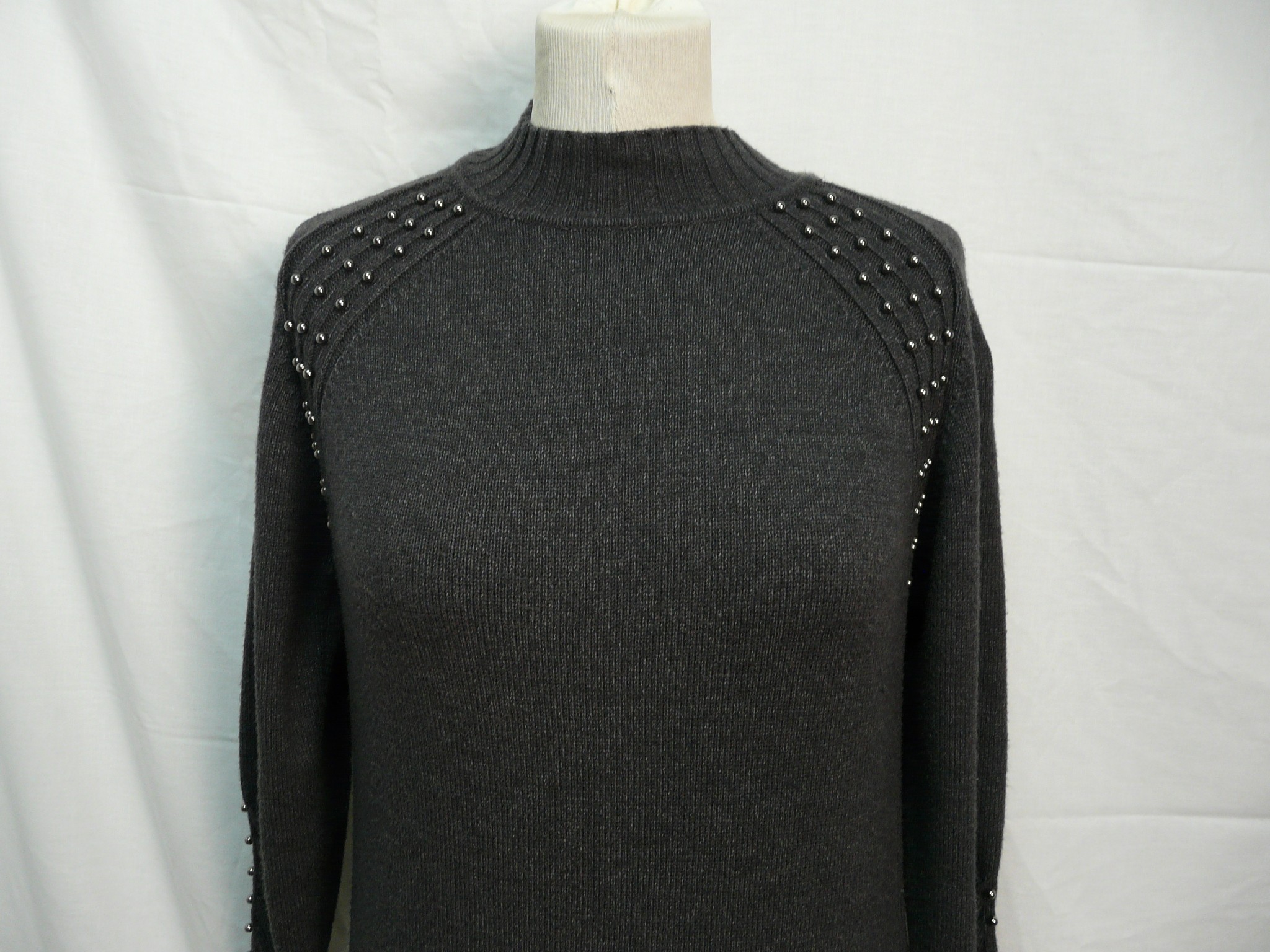 Voir photo 4 de RF29 - Robe pull - Bréal - Taille L RF29 - Robe pull - Bréal - Taille L Très bon état reconditionné photo 4