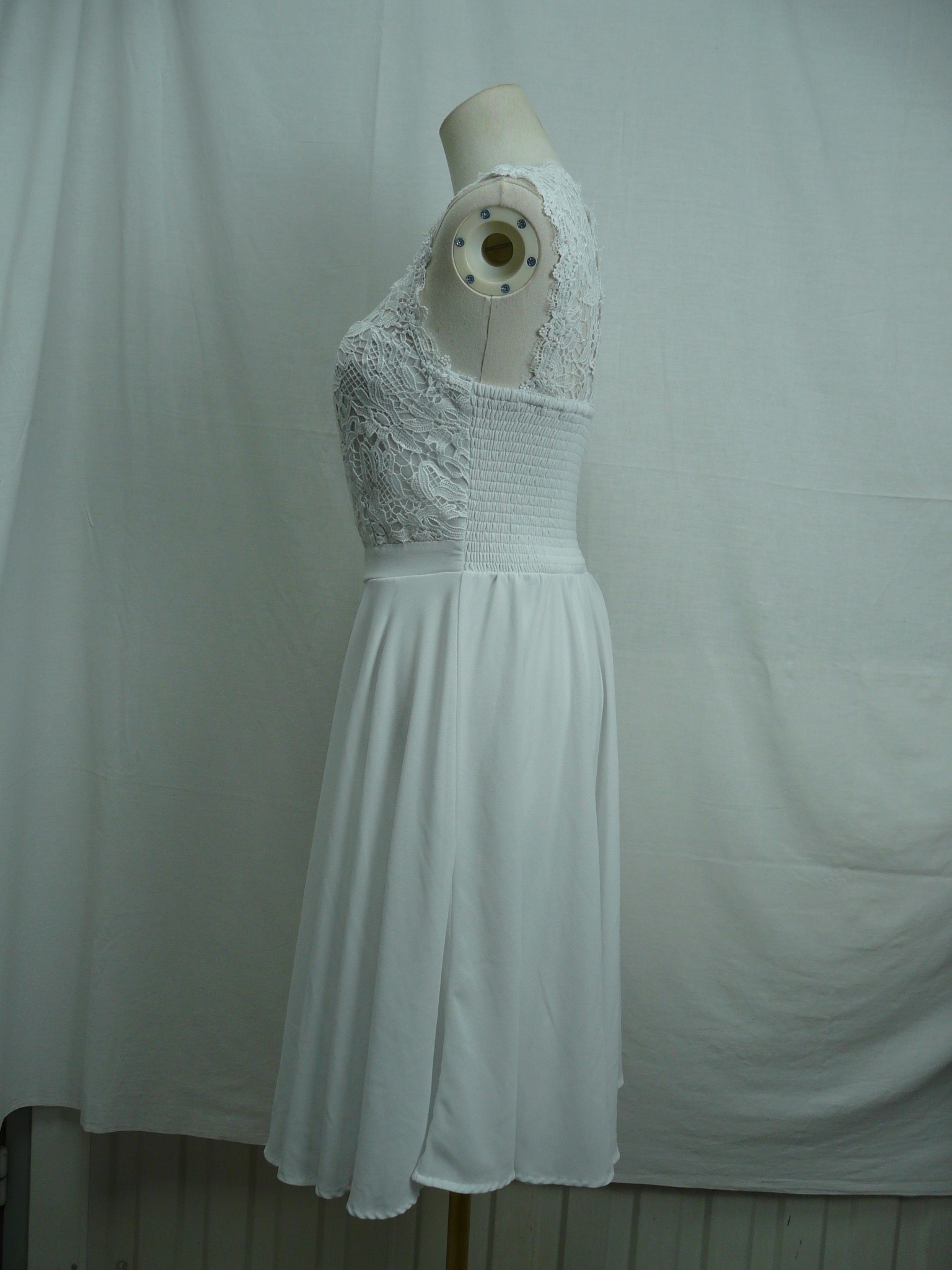 Voir photo 4 de RF292 - Robe de cérémonie - Mosquitos - Taille 36 RF292 - Robe de cérémonie - Mosquitos - Taille 36 Très bon état reconditionné photo 4