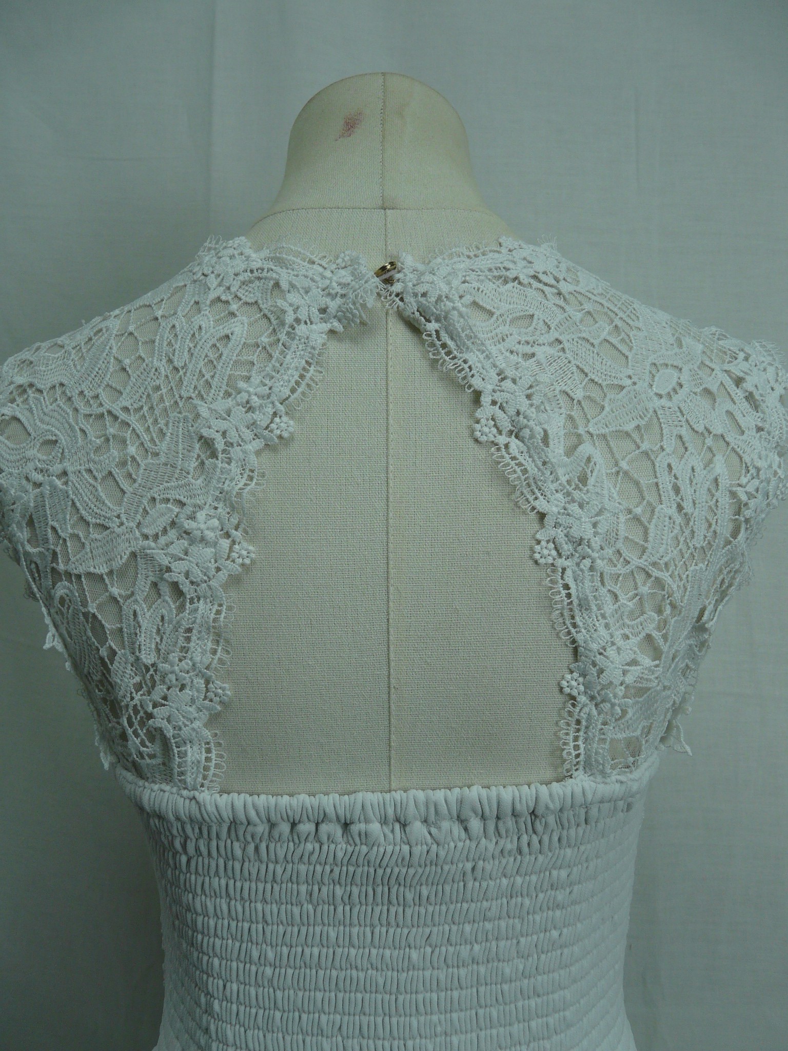 Voir photo 7 de RF292 - Robe de cérémonie - Mosquitos - Taille 36 RF292 - Robe de cérémonie - Mosquitos - Taille 36 Très bon état reconditionné photo 7