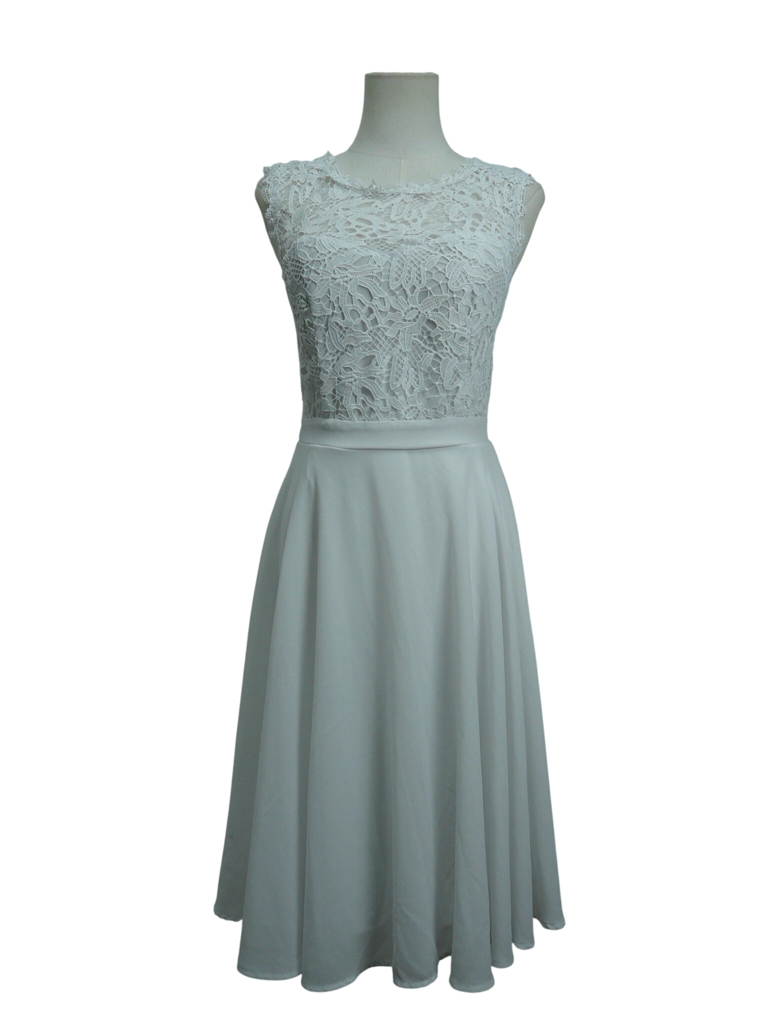 Acheter RF292 - Robe de cérémonie - Mosquitos - Taille 36 Très bon état - 10,00 € RF292 - Robe de cérémonie - Mosquitos - Taille 36 Très bon état reconditionné disponible sur Label Emmaüs