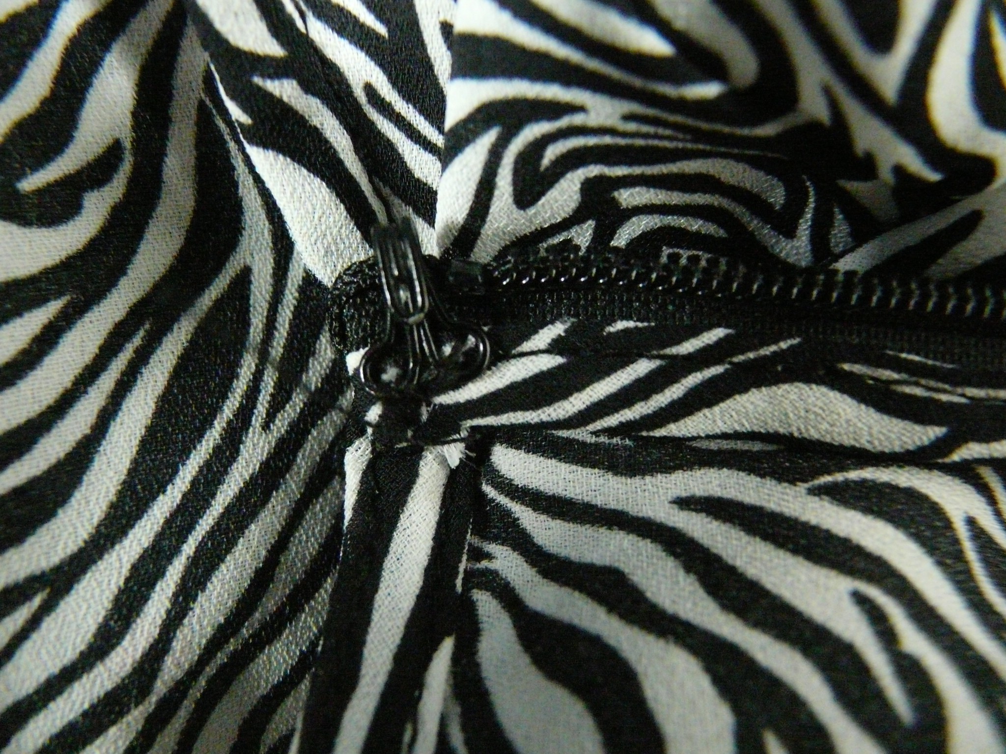 Voir photo 6 de RF329 - Combishort zébré - Morgan de toi - Taille 36 RF329 - Combishort zébré - Morgan de toi - Taille 36 Très bon état reconditionné photo 6