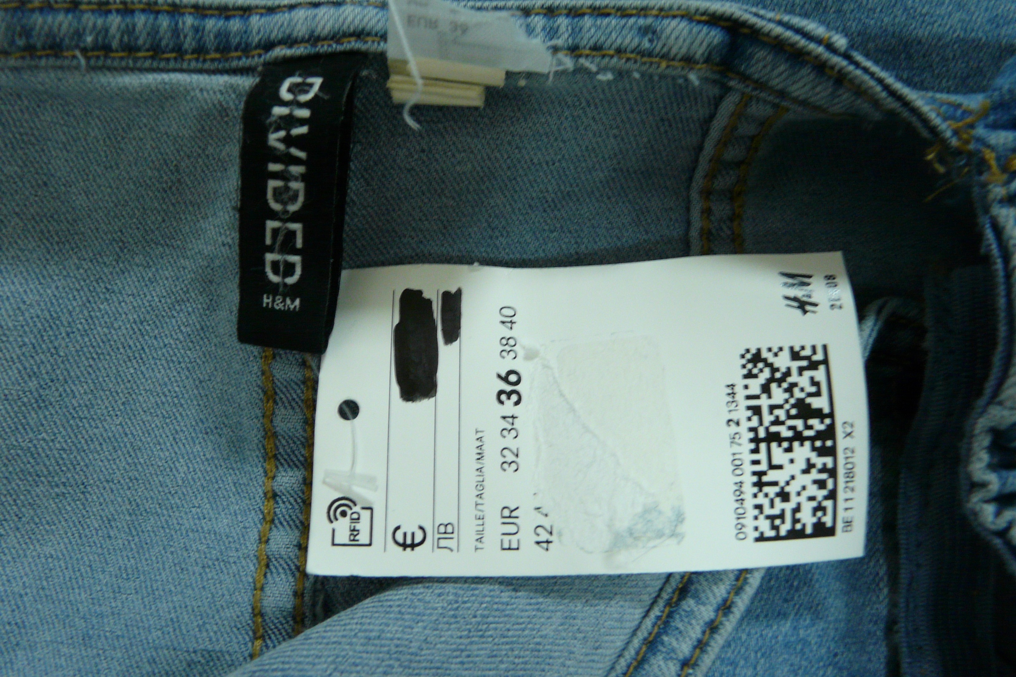 Voir photo 5 de RF340 - Robe en jean - Divided H & M - Taille 36 RF340 - Robe en jean - Divided H & M - Taille 36 Parfait état reconditionné photo 5