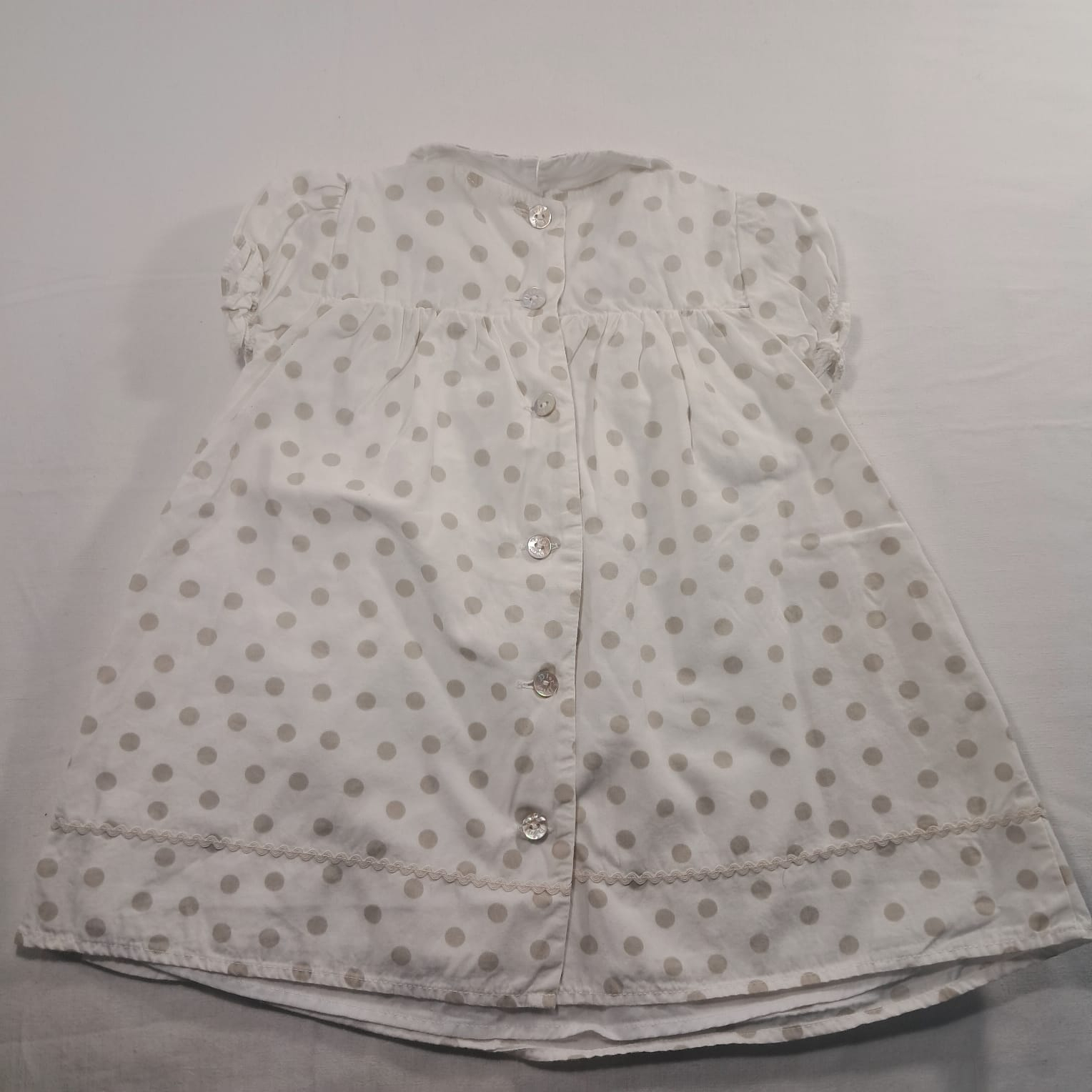 Voir photo 5 de Robe 6 mois Christian Dior Baby Robe 6 mois Christian Dior Baby Bon état reconditionné photo 5
