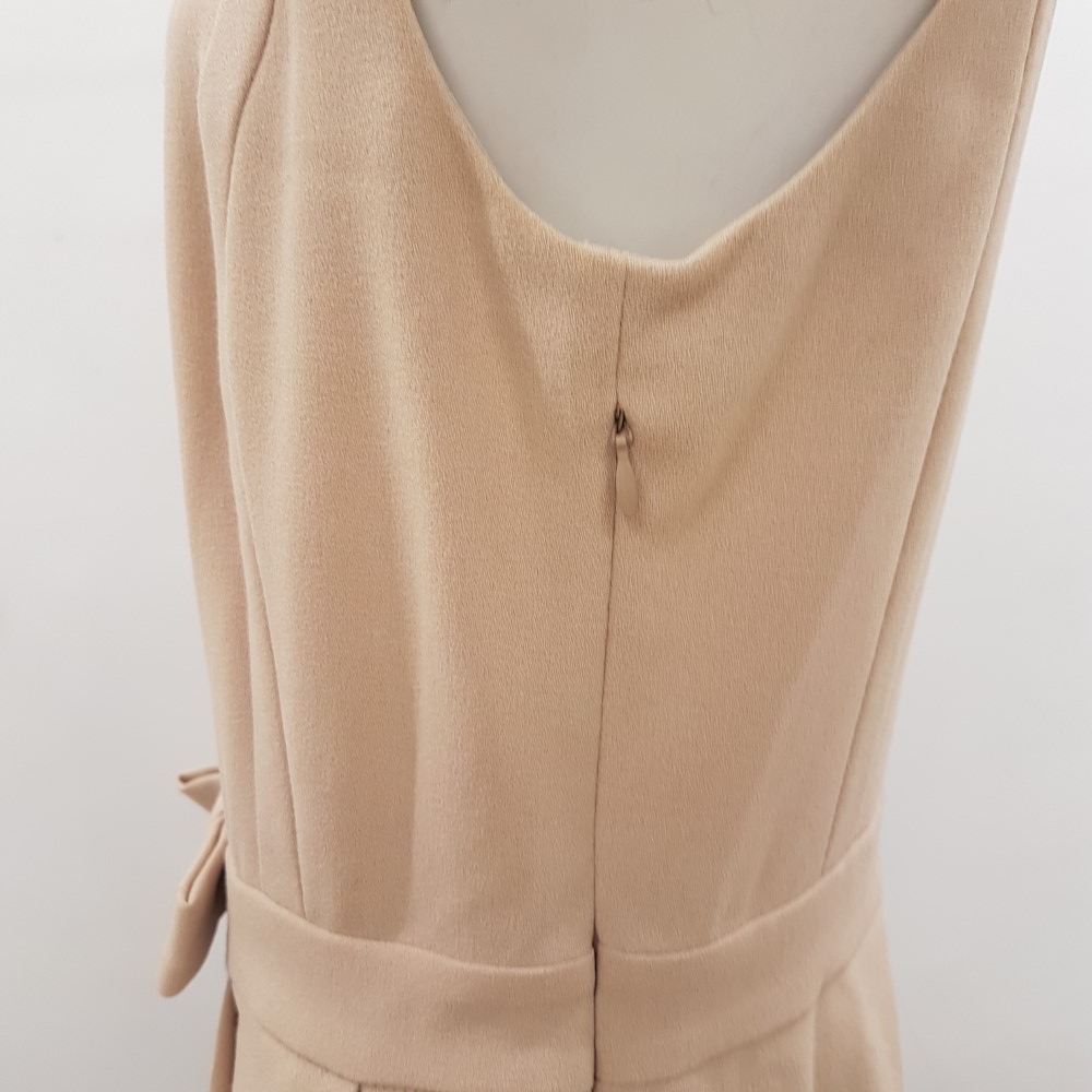 Voir photo 7 de Robe beige - CLAUDIE PIERLOT - Taille 38 Robe beige - CLAUDIE PIERLOT - Taille 38 Très bon état reconditionné photo 7