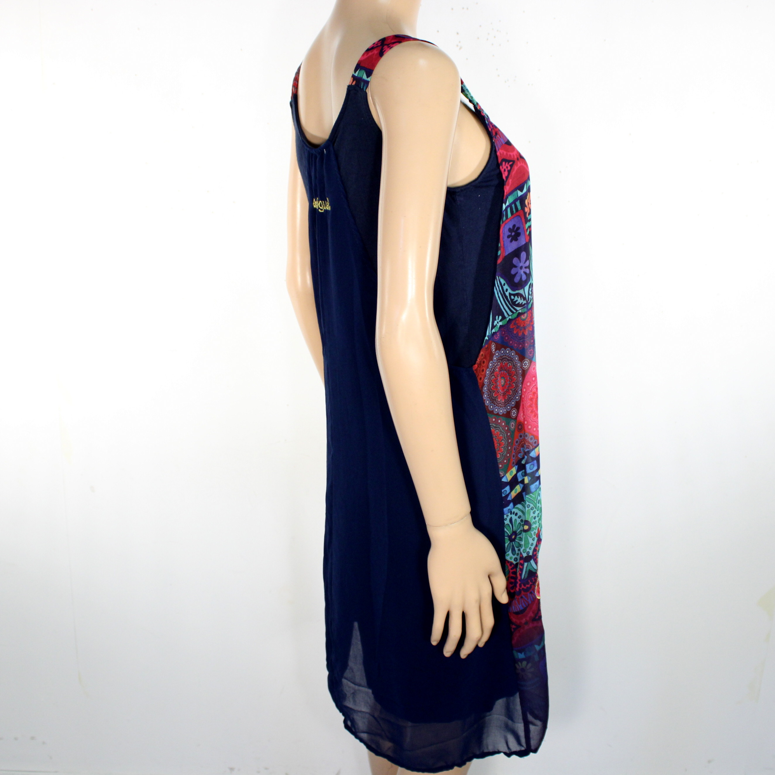 Voir photo 5 de Robe Bleue Marine DESIGUAL Taille 40 Robe Bleue Marine DESIGUAL Taille 40 Bon état reconditionné photo 5
