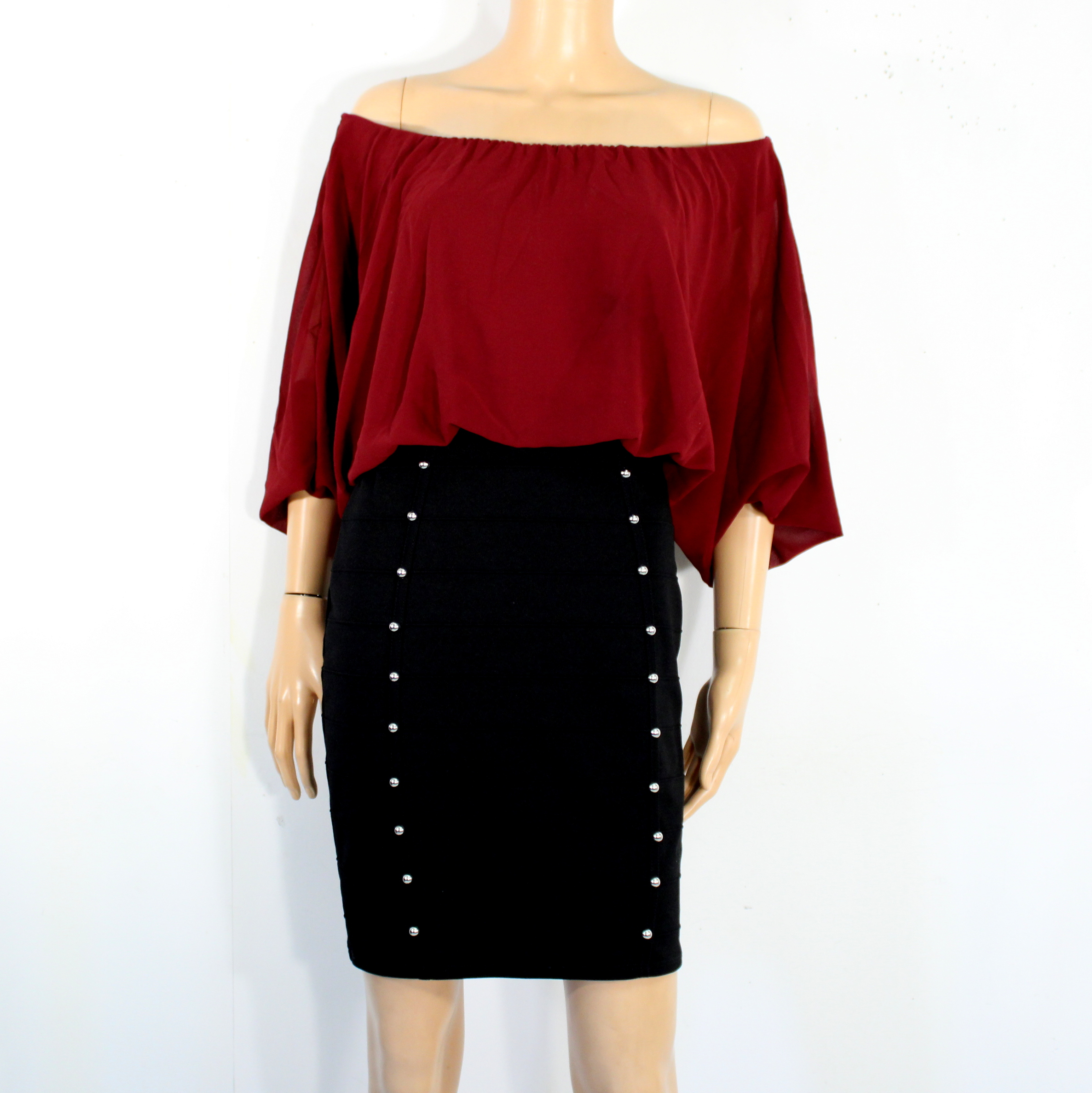 Voir photo 2 de Robe Bordeaux & Noire Taille Estimée M Robe Bordeaux & Noire Taille Estimée M Bon état reconditionné photo 2
