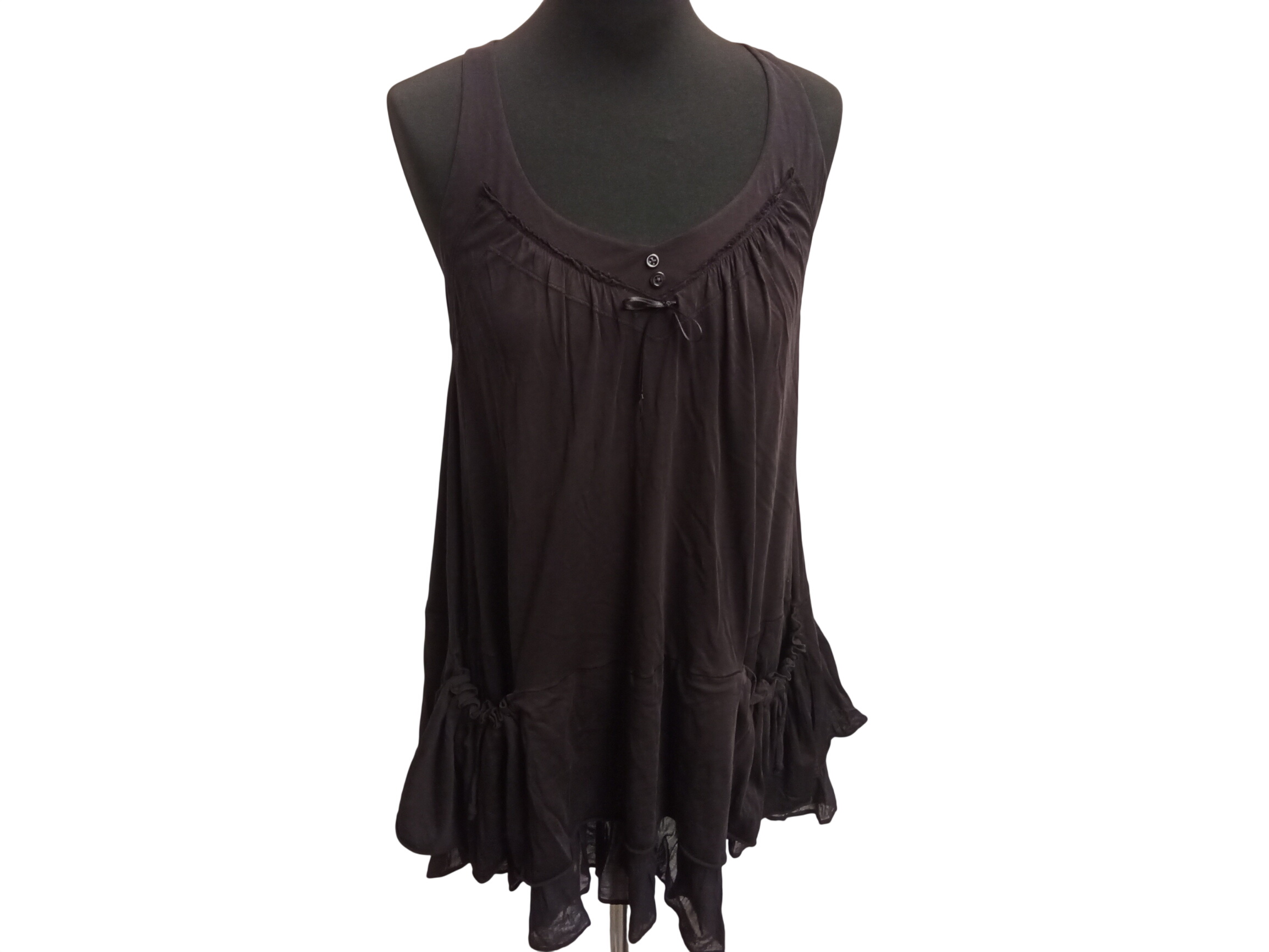 Acheter Robe d'été noire Marithé et François Girbaud Bon état - 10,50 € Robe d'été noire Marithé et François Girbaud Bon état reconditionné disponible sur Label Emmaüs