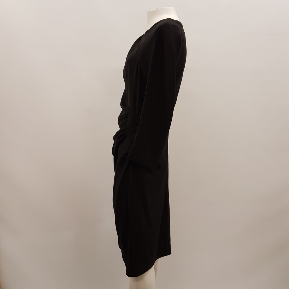 Voir photo 3 de Robe de fête noire - MAX MARA - Taille 40 ESTIME Robe de fête noire - MAX MARA - Taille 40 ESTIME Très bon état reconditionné photo 3