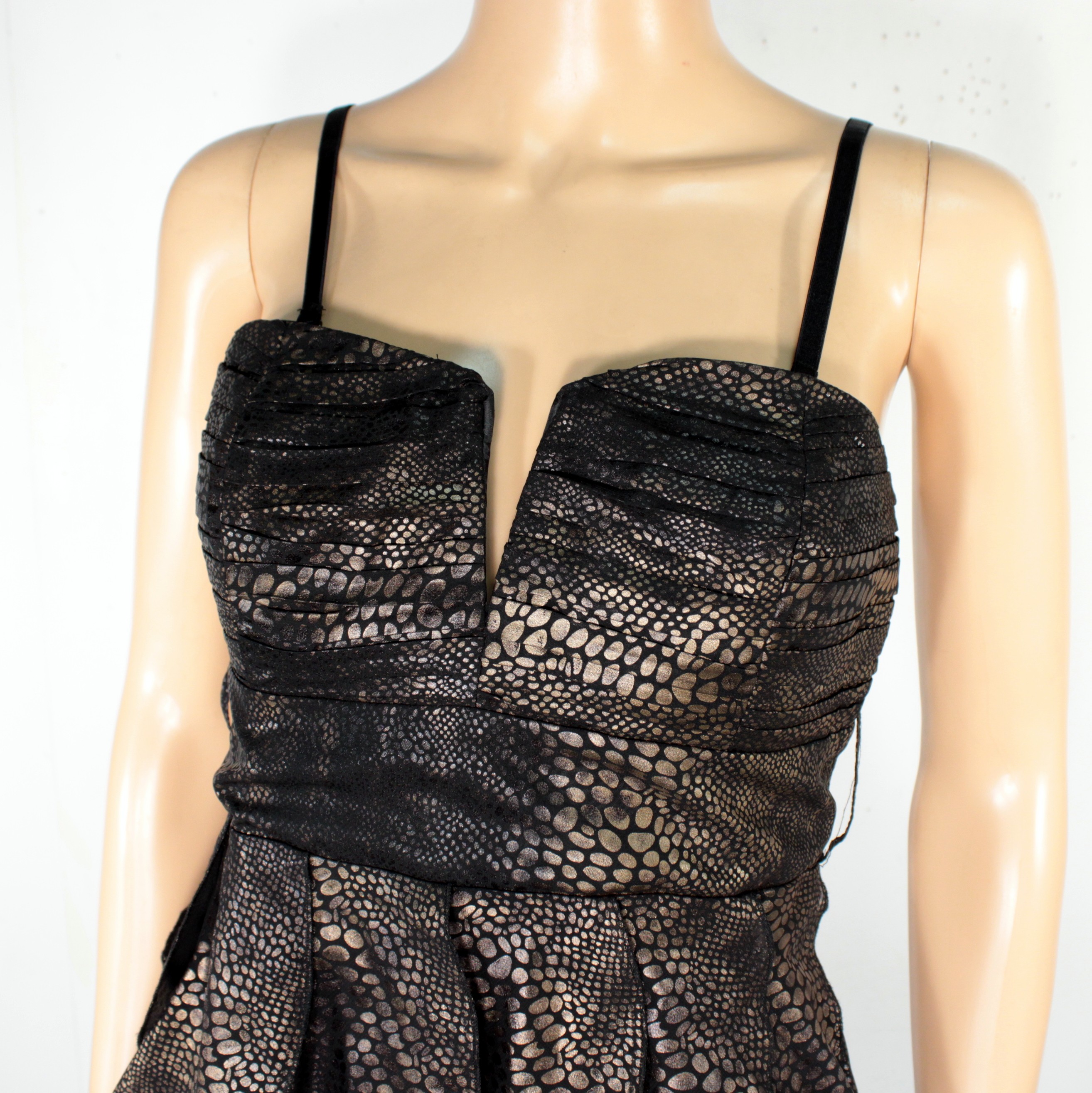 Voir photo 4 de Robe de Soirée Noire & Bronze NO EXCUSE Taille 38 Robe de Soirée Noire & Bronze NO EXCUSE Taille 38 Bon état reconditionné photo 4