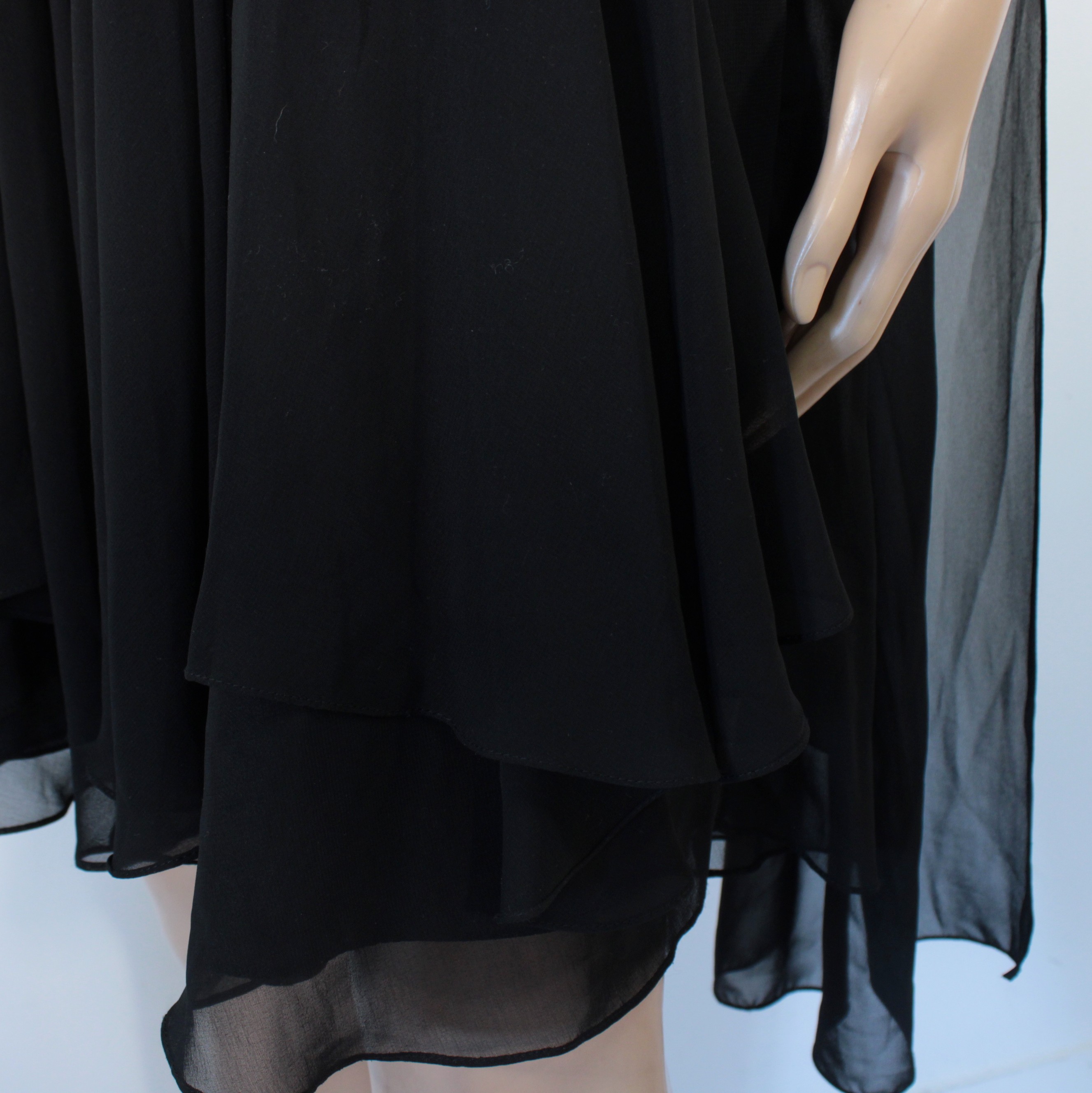 Voir photo 7 de Robe de Soirée Noire C BY N Taille 46 Robe de Soirée Noire C BY N Taille 46 Bon état reconditionné photo 7