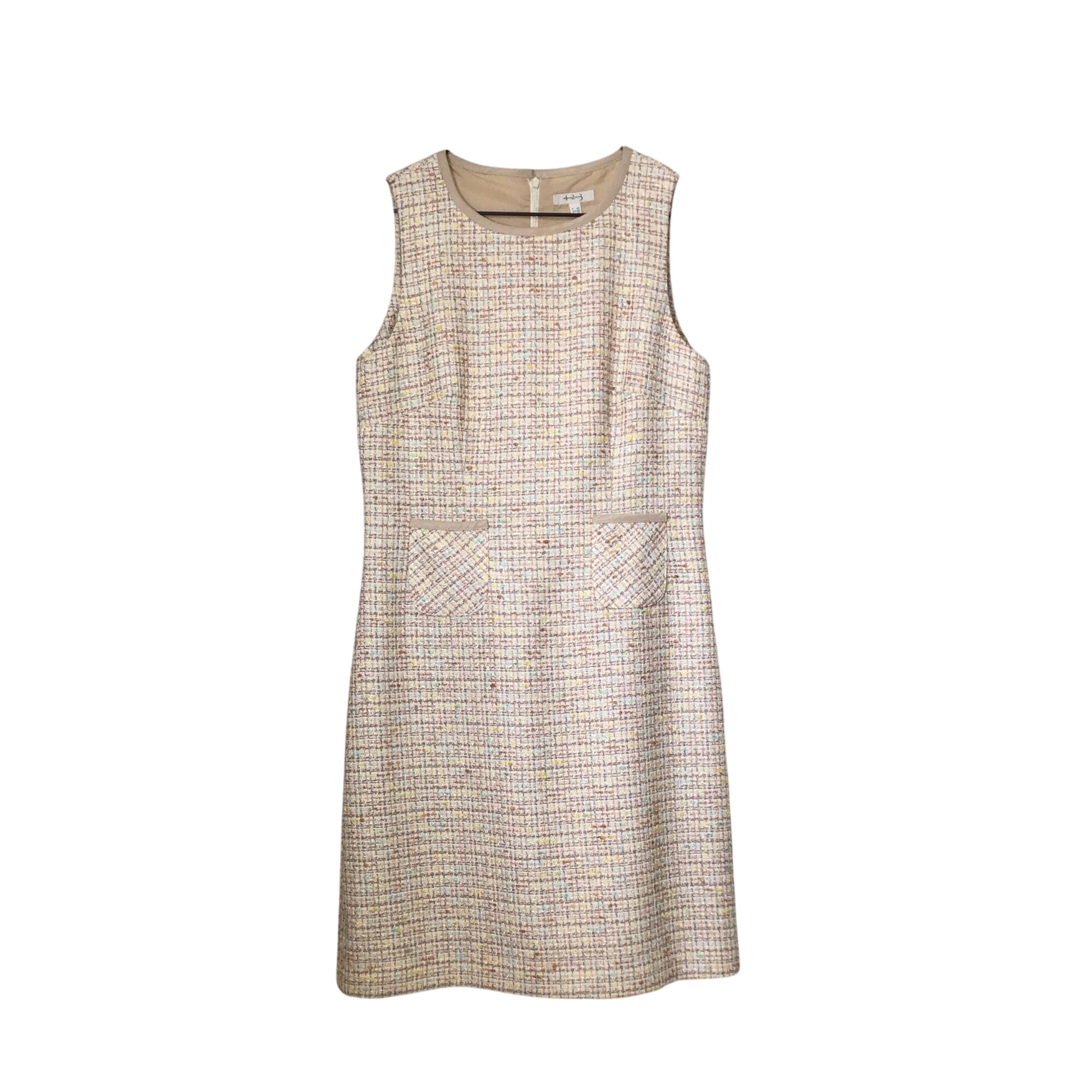 Acheter Robe en tweed- 1, 2, 3- Taille 40 Très bon état - 10,50 € Robe en tweed- 1, 2, 3- Taille 40 Très bon état reconditionné disponible sur Label Emmaüs