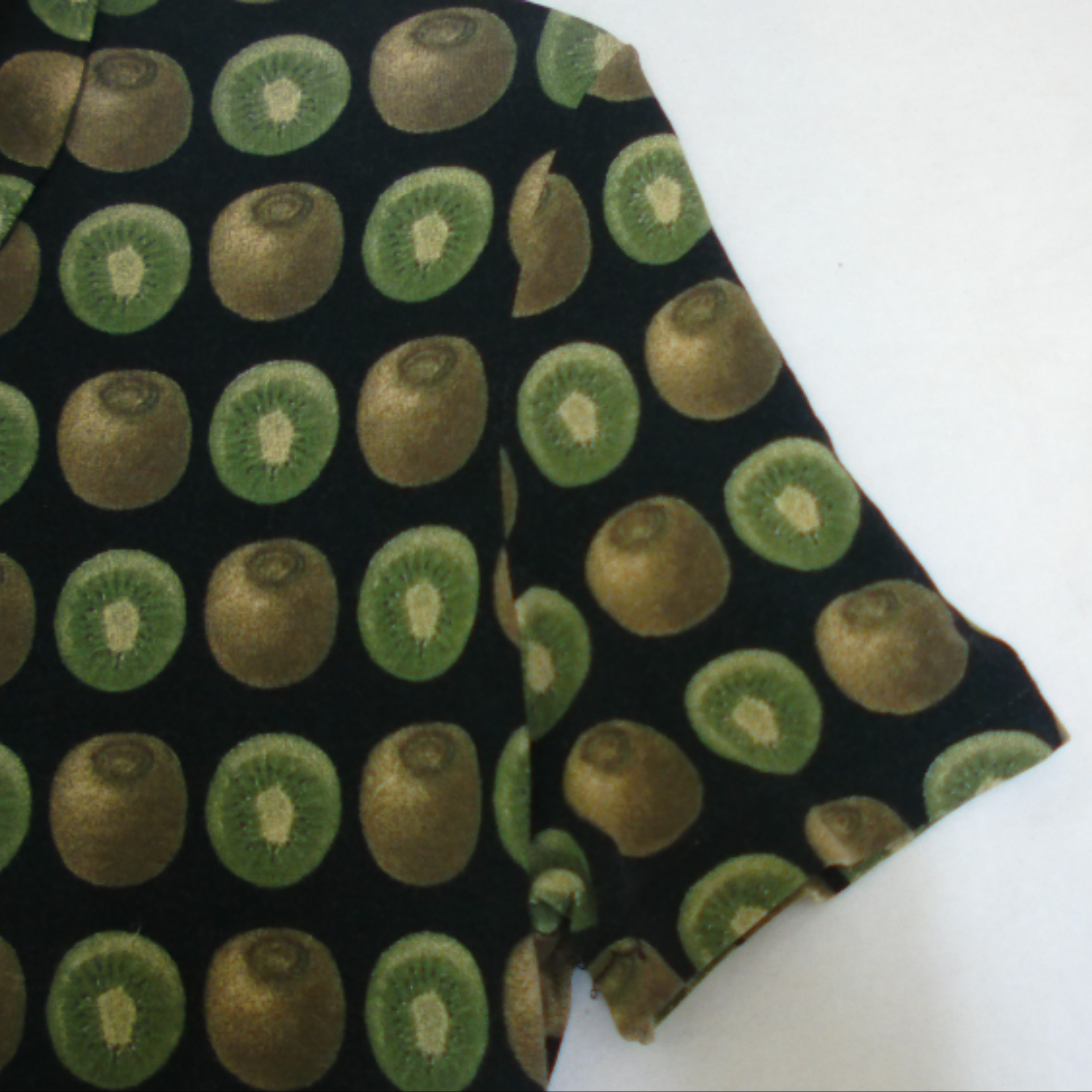 Voir photo 2 de Robe ETAM, motifs kiwi, taille 36 Robe ETAM, motifs kiwi, taille 36 Très bon état reconditionné photo 2