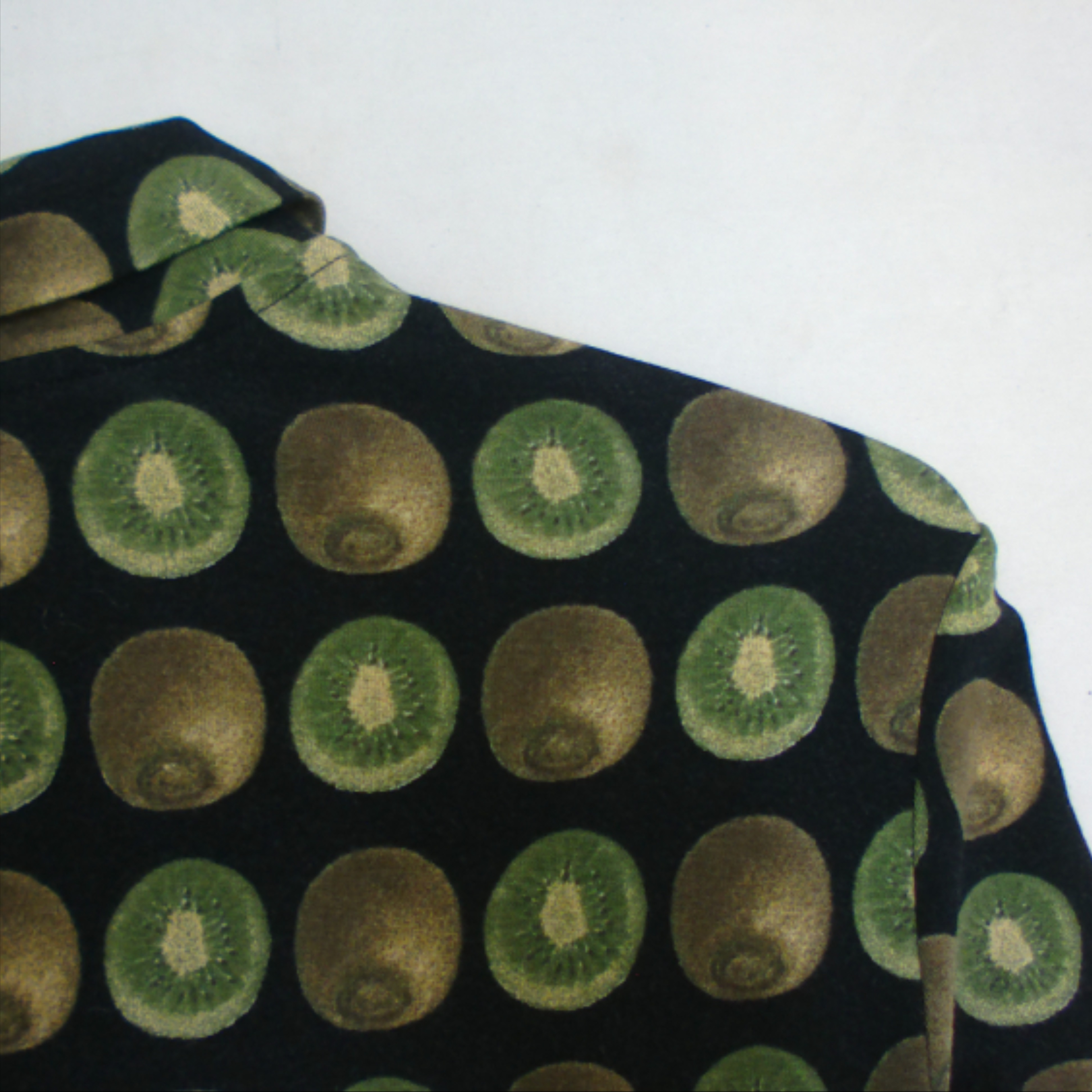 Voir photo 5 de Robe ETAM, motifs kiwi, taille 36 Robe ETAM, motifs kiwi, taille 36 Très bon état reconditionné photo 5