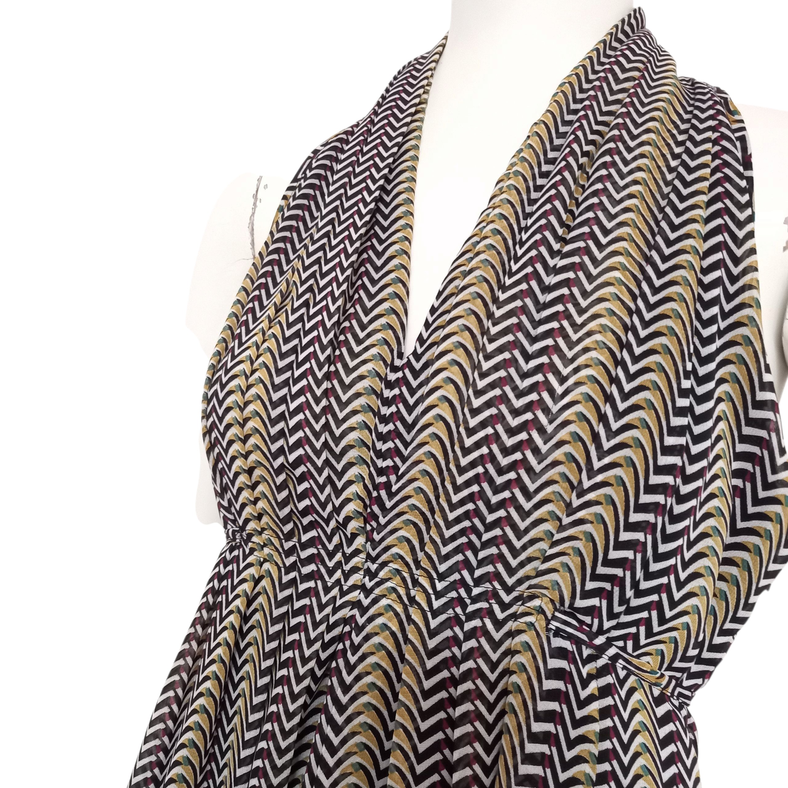 Voir photo 4 de Robe été à rayure multicolore sans manche Molly Bracken taille 34 Robe été à rayure multicolore sans manche Molly Bracken taille 34 Très bon état reconditionné photo 4