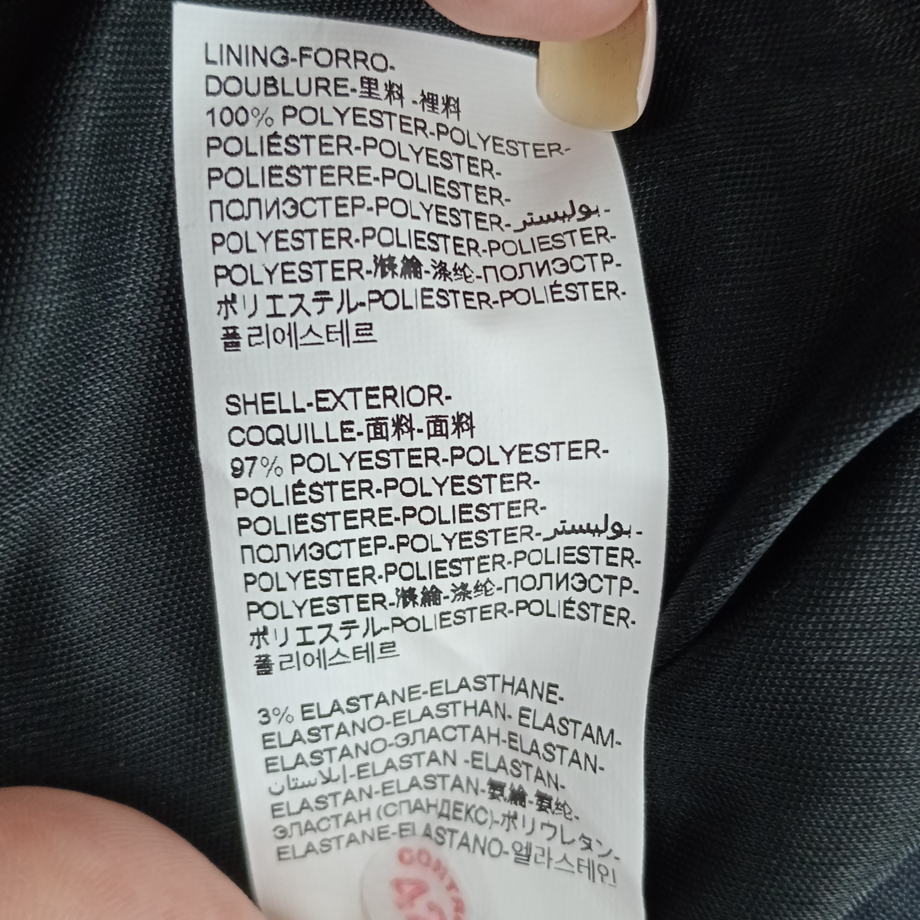 Voir photo 8 de Robe femme Désigual à fleurs sans manches de couleur noir taille M (38) Robe femme Désigual à fleurs sans manches de couleur noir taille M (38) Très bon état reconditionné photo 8