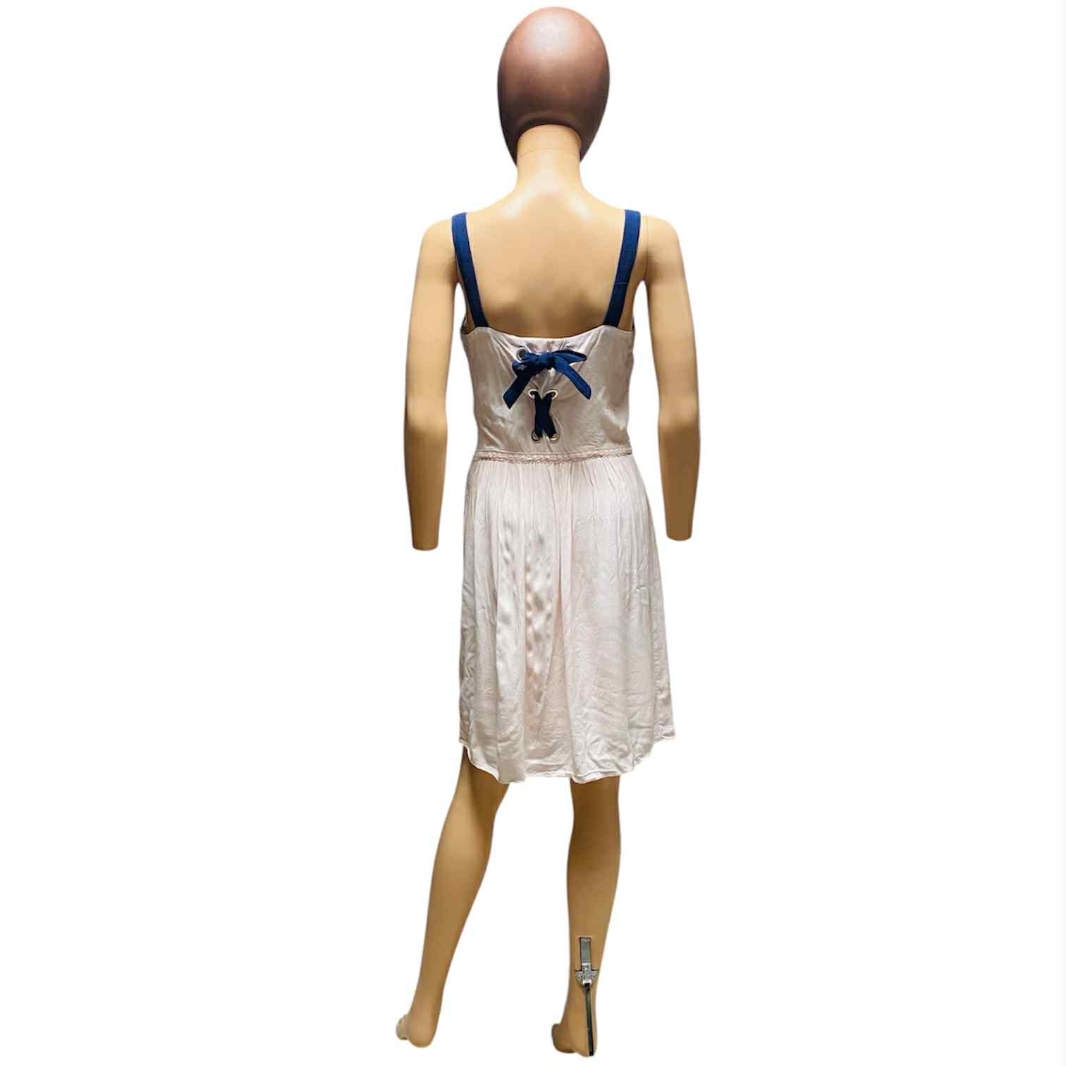 Voir photo 2 de Robe Femme - Naf Naf - 38 Robe Femme - Naf Naf - 38 Très bon état reconditionné photo 2