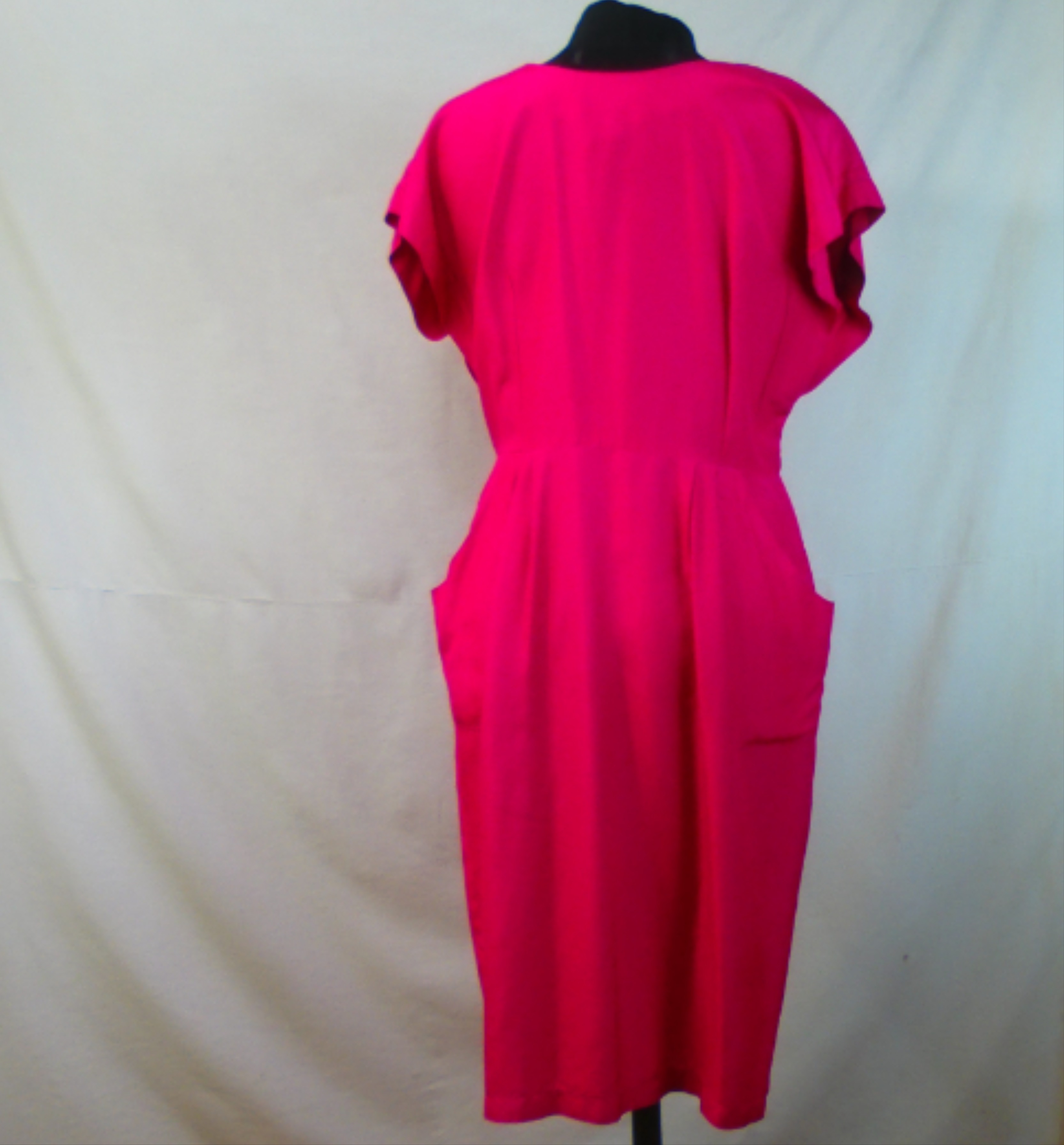 Voir photo 8 de Robe GARDINIA, rose, 100% viscose, taille 38 estimée Robe GARDINIA, rose, 100% viscose, taille 38 estimée Très bon état reconditionné photo 8