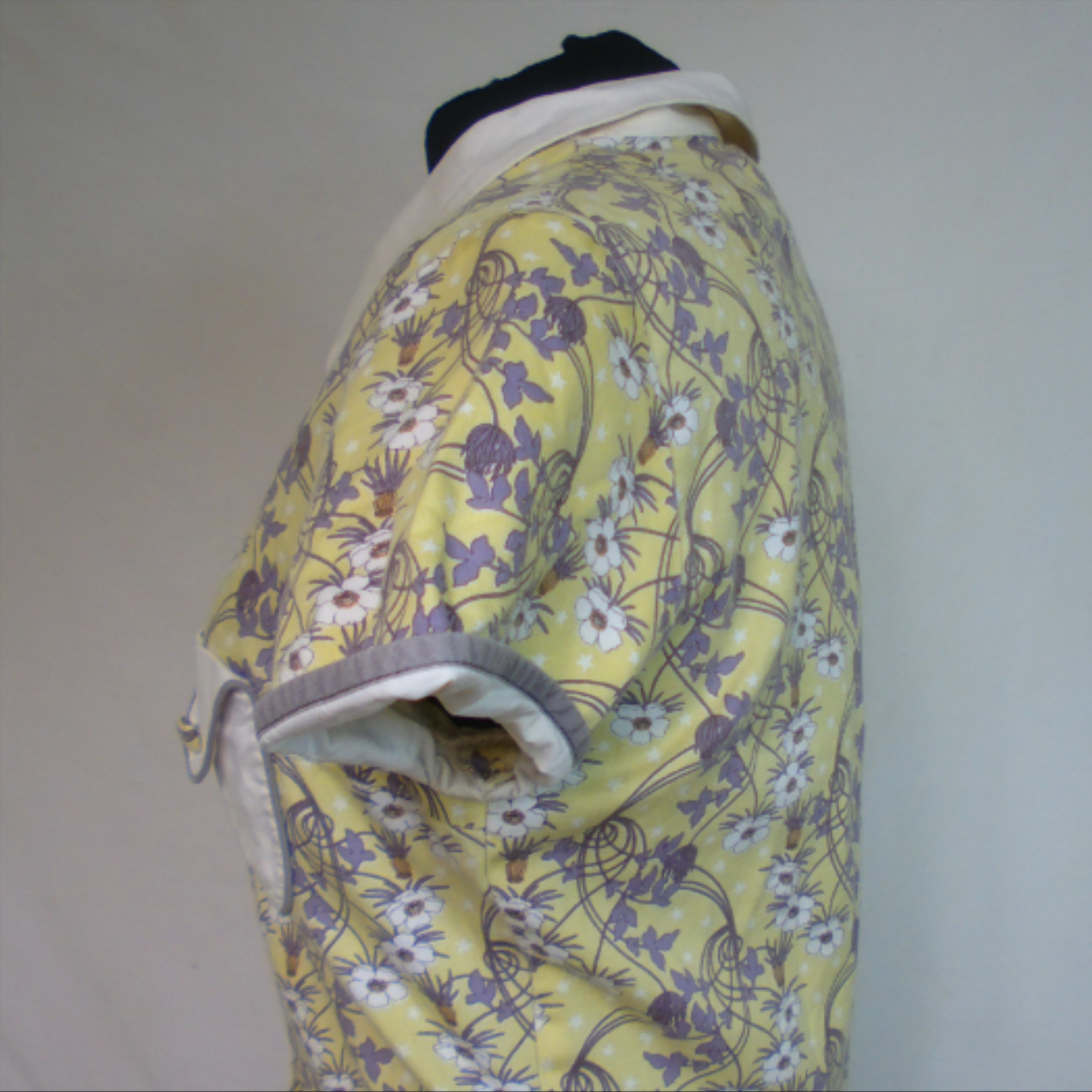 Voir photo 8 de Robe GOOD ADVICE, fleurs et feuilles sur fond vert, style vintage, taille 38 Robe GOOD ADVICE, fleurs et feuilles sur fond vert, style vintage, taille 38 Très bon état reconditionné photo 8