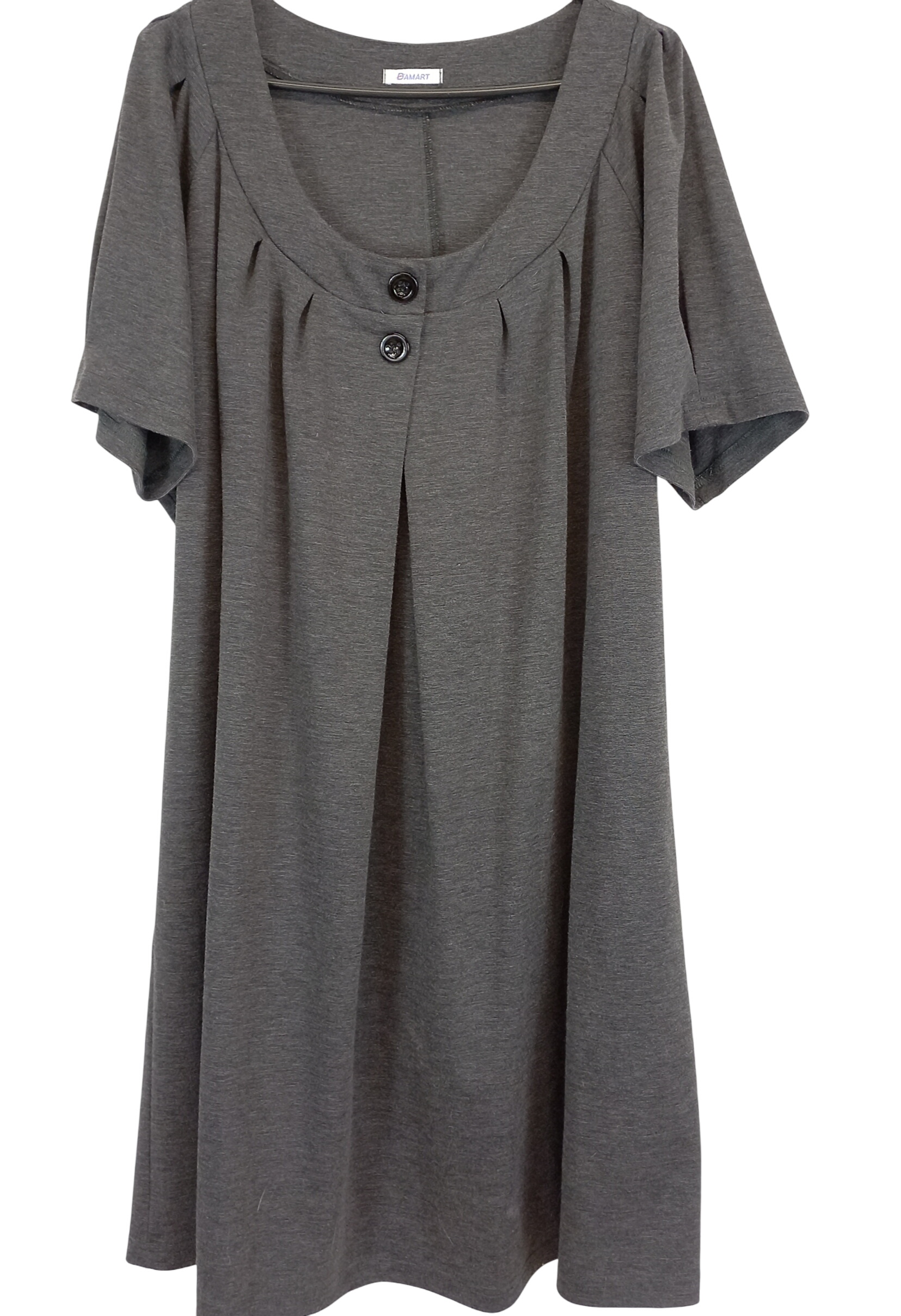 Acheter Robe grise foncée "damart" TXXL col froncé avec 2 boutons MC Très bon état - 11,00 € Robe grise foncée "damart" TXXL col froncé avec 2 boutons MC Très bon état reconditionné disponible sur Label Emmaüs