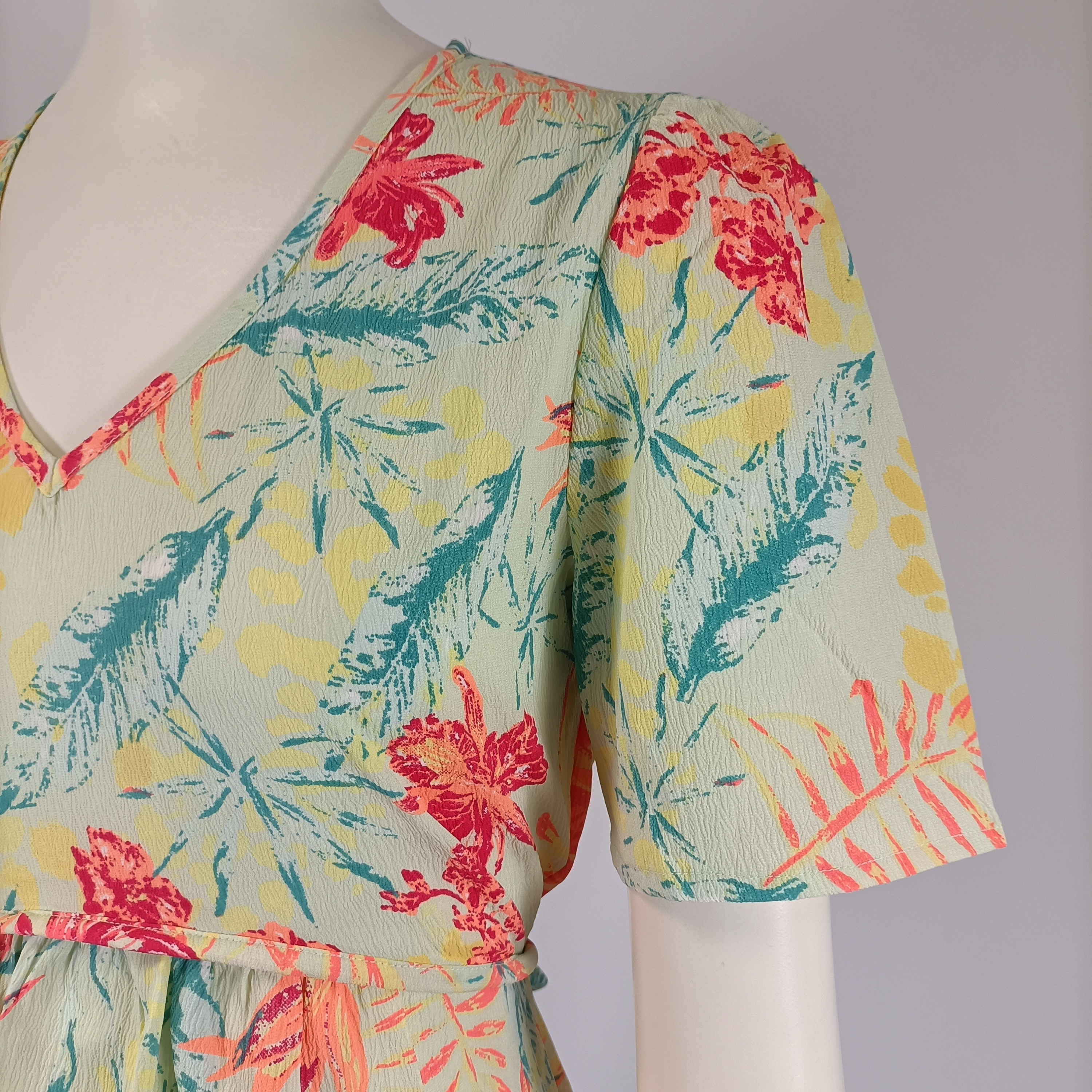 Voir photo 8 de Robe Kaporal imprimé floral tropical été ceinturée S A3681 Robe Kaporal imprimé floral tropical été ceinturée S A3681 Parfait état reconditionné photo 8