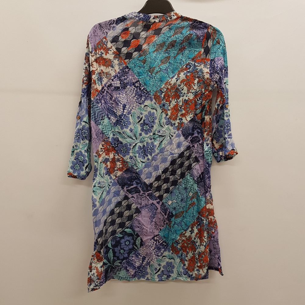 Voir photo 2 de Robe légère imprimé exotique multicolore - COLINE - Taille S Robe légère imprimé exotique multicolore - COLINE - Taille S Très bon état reconditionné photo 2
