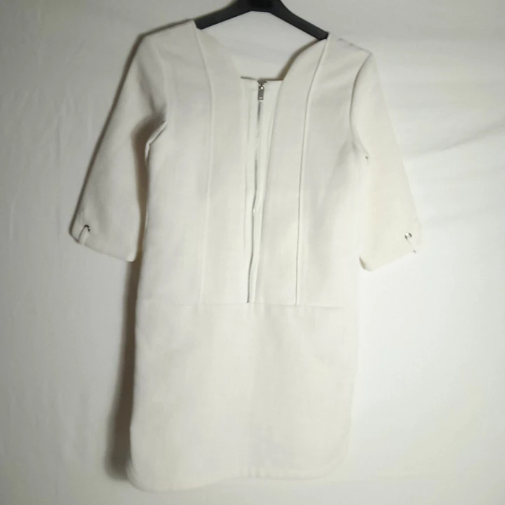 Voir photo 2 de Robe mi-longue blanche Galeries Lafayette - taille 34 Robe mi-longue blanche Galeries Lafayette - taille 34 Parfait état reconditionné photo 2