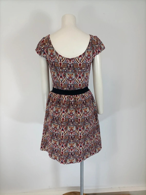 Voir photo 4 de Robe Naf Naf imprimé multicolore manches courtes taille XS Robe Naf Naf imprimé multicolore manches courtes taille XS Parfait état reconditionné photo 4