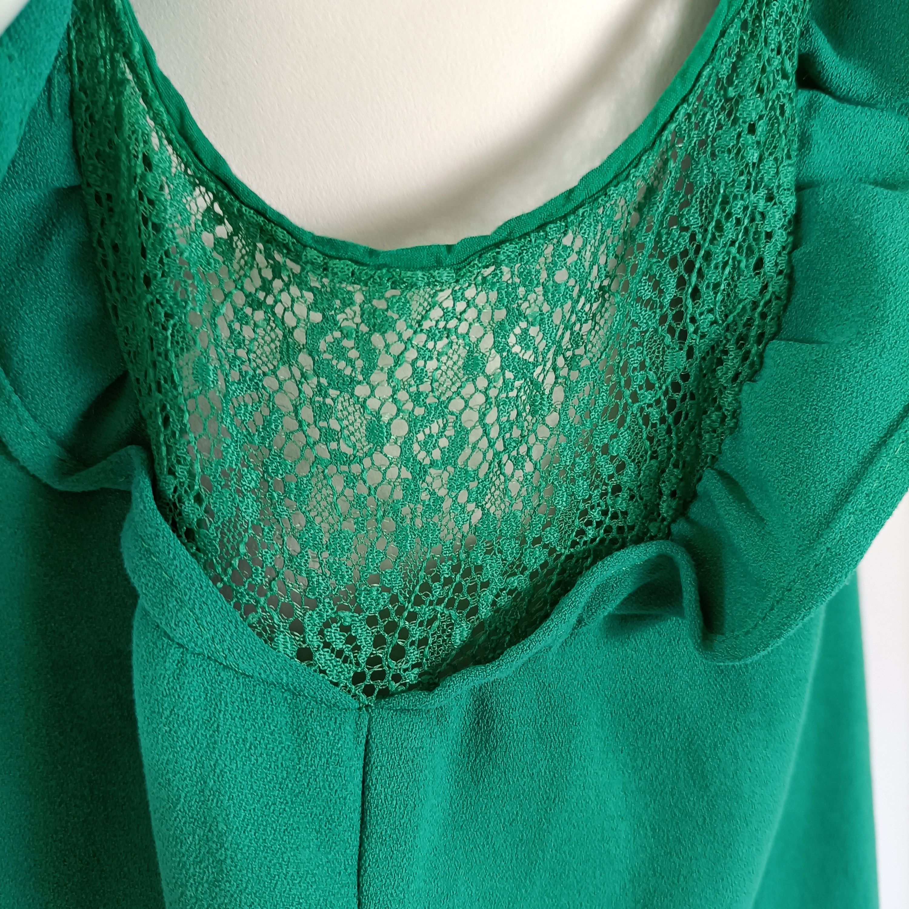 Voir photo 6 de Robe Naf Naf verte dentelle dos taille 38 A3743 Robe Naf Naf verte dentelle dos taille 38 A3743 Très bon état reconditionné photo 6