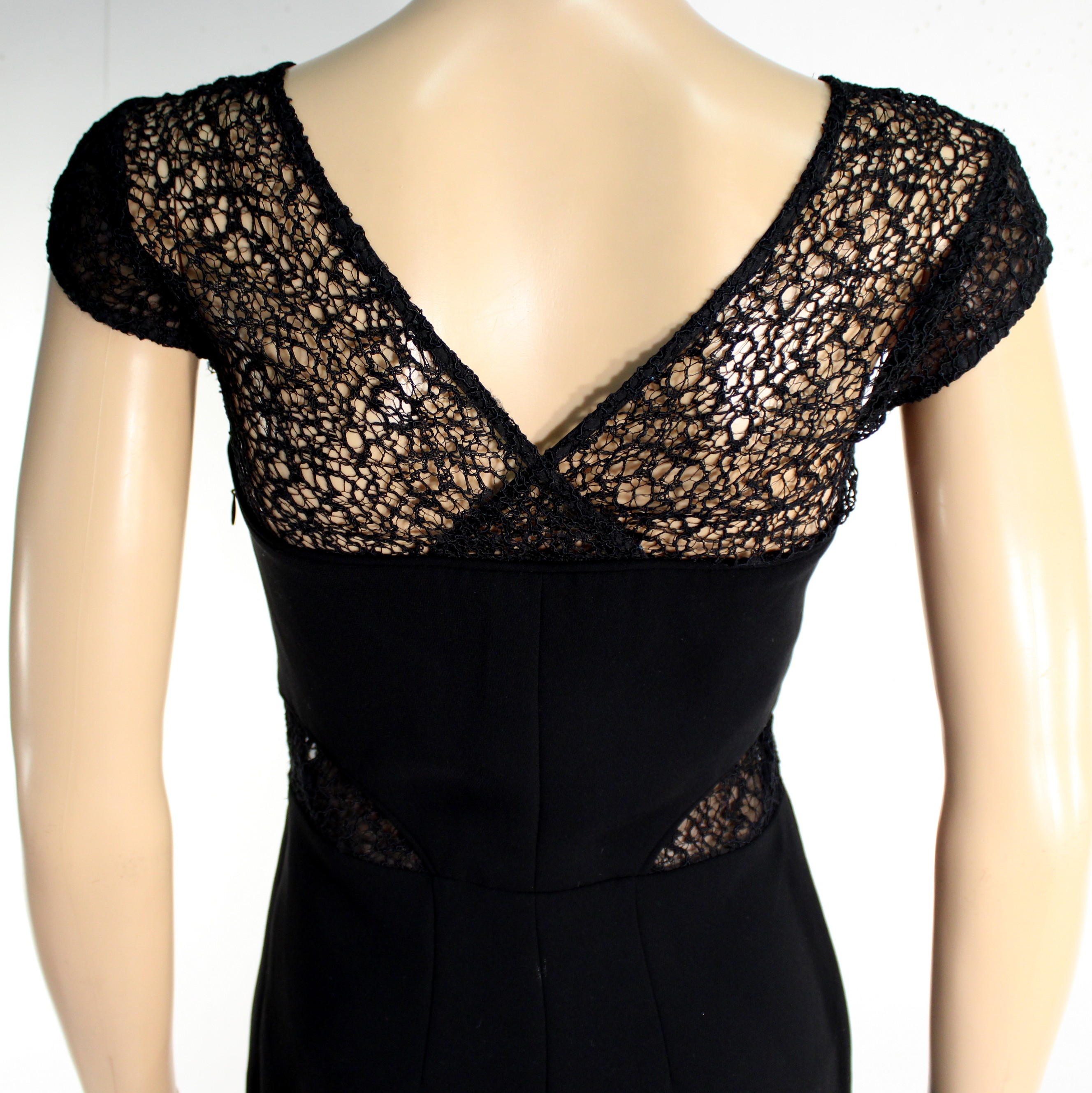 Voir photo 4 de Robe Noire & Dentelle THE KOOPLES Taille S Robe Noire & Dentelle THE KOOPLES Taille S Bon état reconditionné photo 4