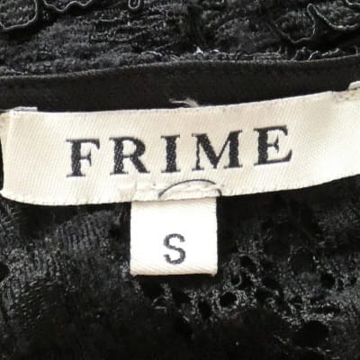 Voir photo 5 de Robe noire imprimée dentelle - Femme - Frime - Taille S Robe noire imprimée dentelle - Femme - Frime - Taille S Très bon état reconditionné photo 5