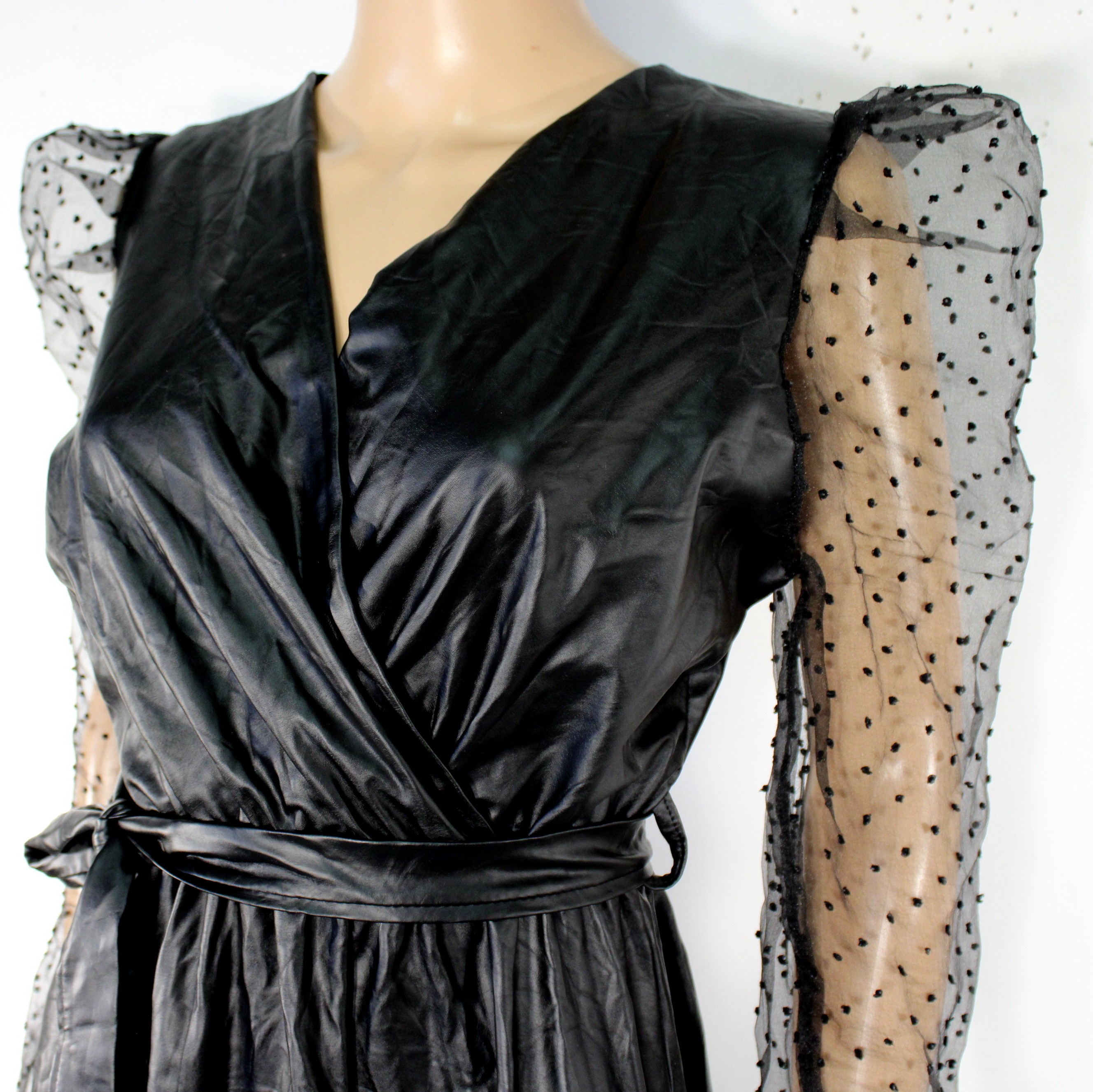 Voir photo 3 de Robe Noire MADE IN ITALIYA Taille Estimée S Robe Noire MADE IN ITALIYA Taille Estimée S Bon état reconditionné photo 3