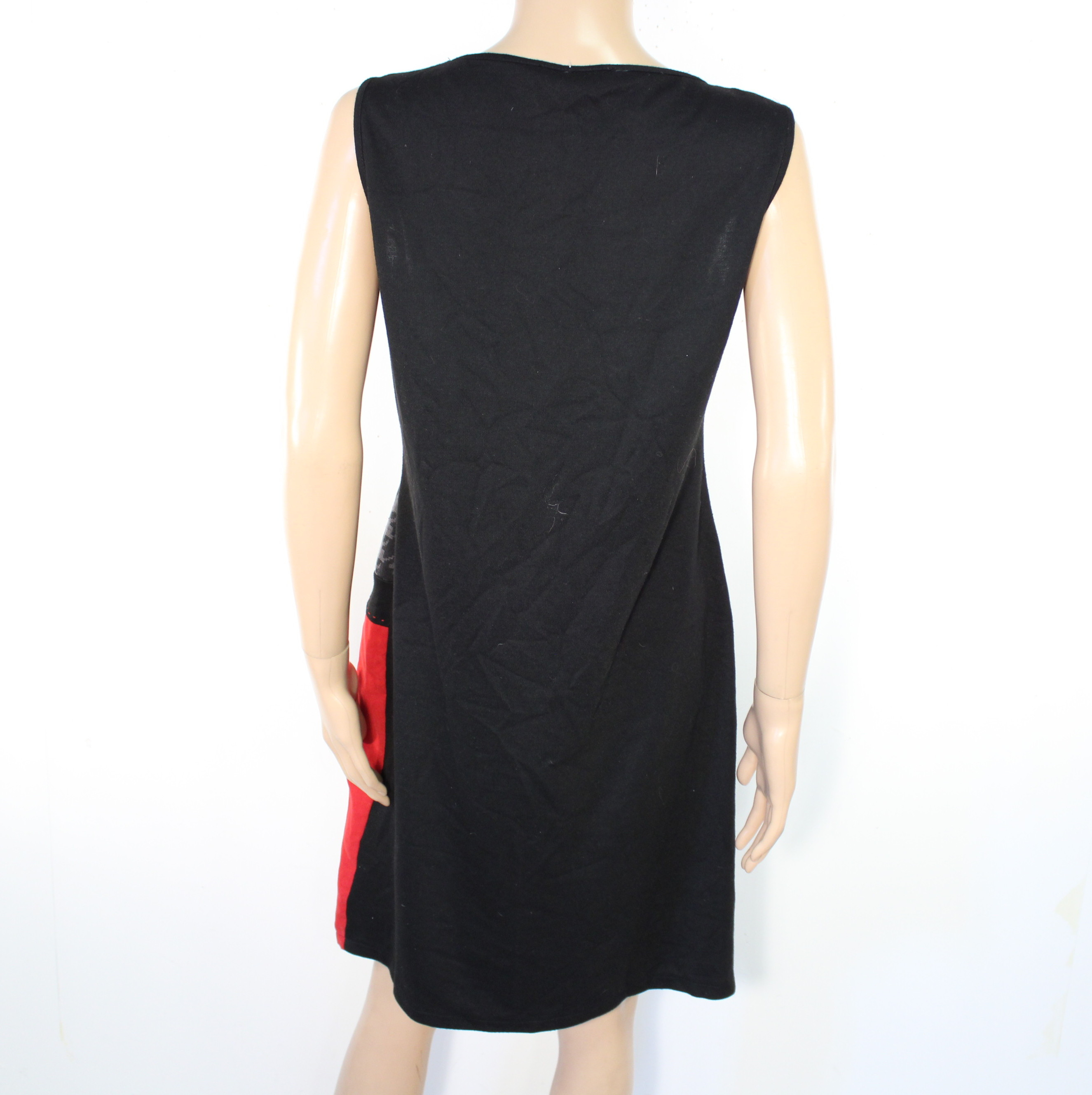 Voir photo 5 de Robe Noire & Rouge ARMAND THIERY Taille 42 Robe Noire & Rouge ARMAND THIERY Taille 42 Très bon état reconditionné photo 5