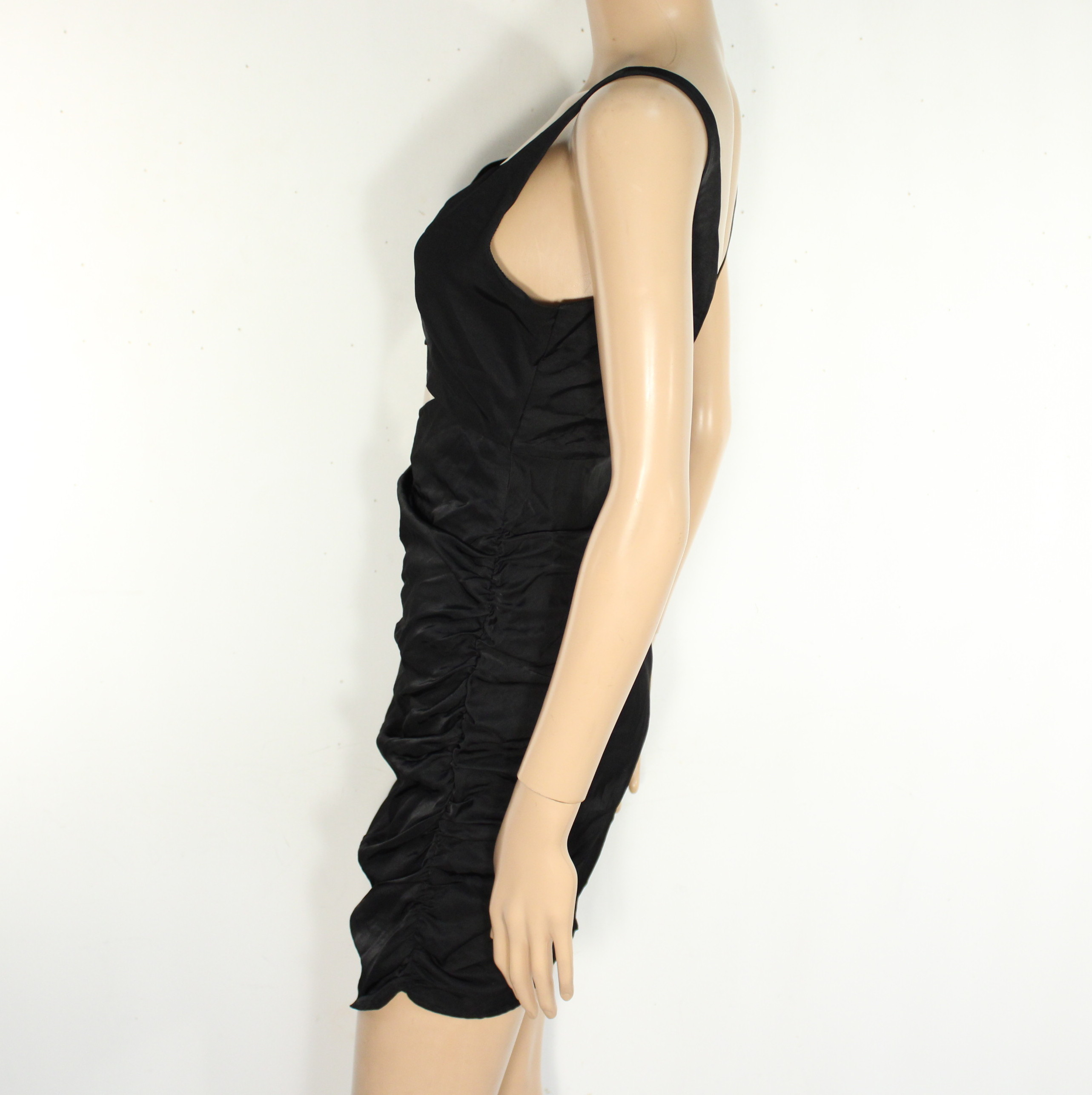 Voir photo 4 de Robe Noire ZARA Taille S Robe Noire ZARA Taille S Très bon état reconditionné photo 4