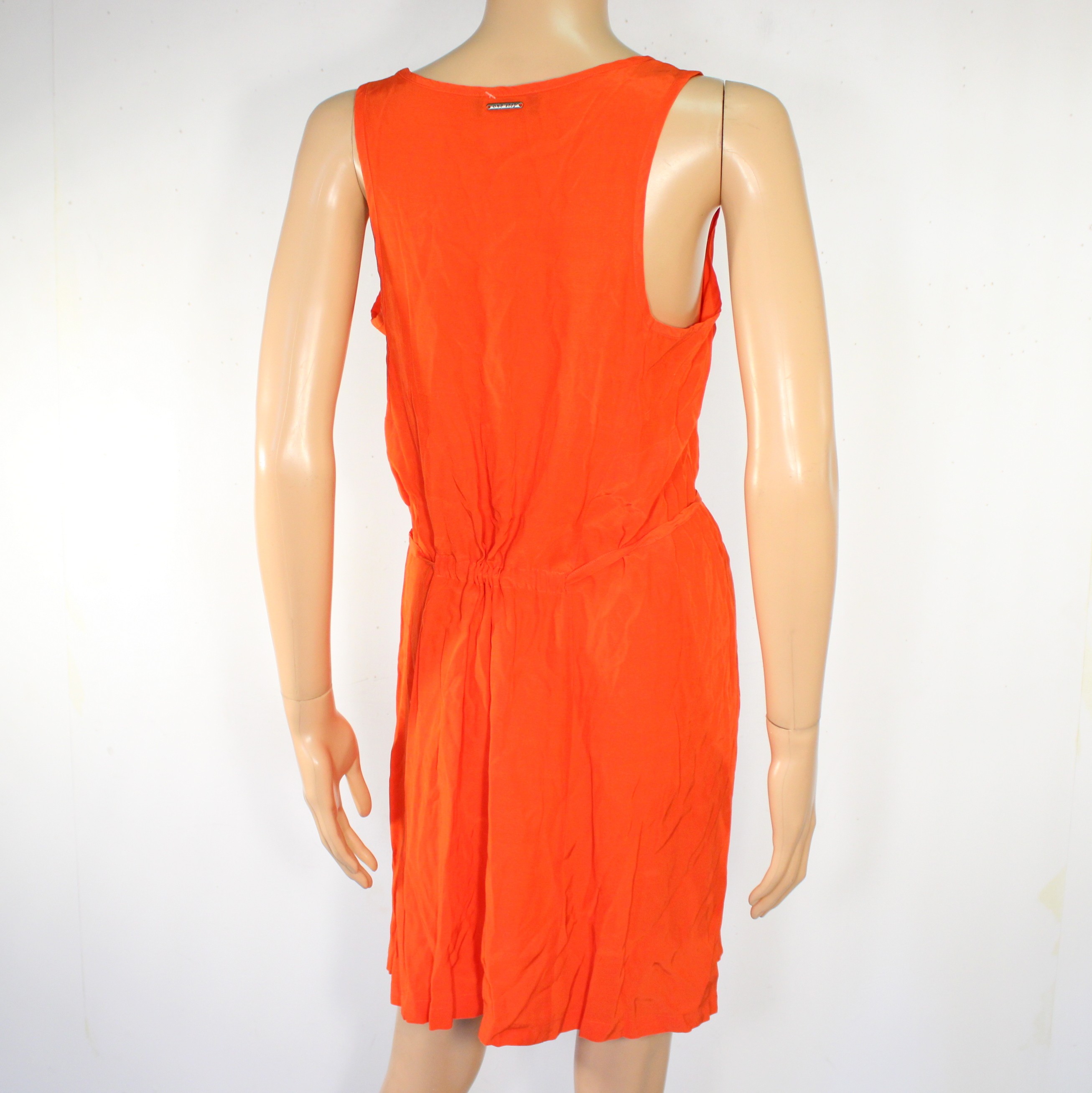 Voir photo 2 de Robe Orange ONE STEP Taille Estimée L Robe Orange ONE STEP Taille Estimée L Très bon état reconditionné photo 2